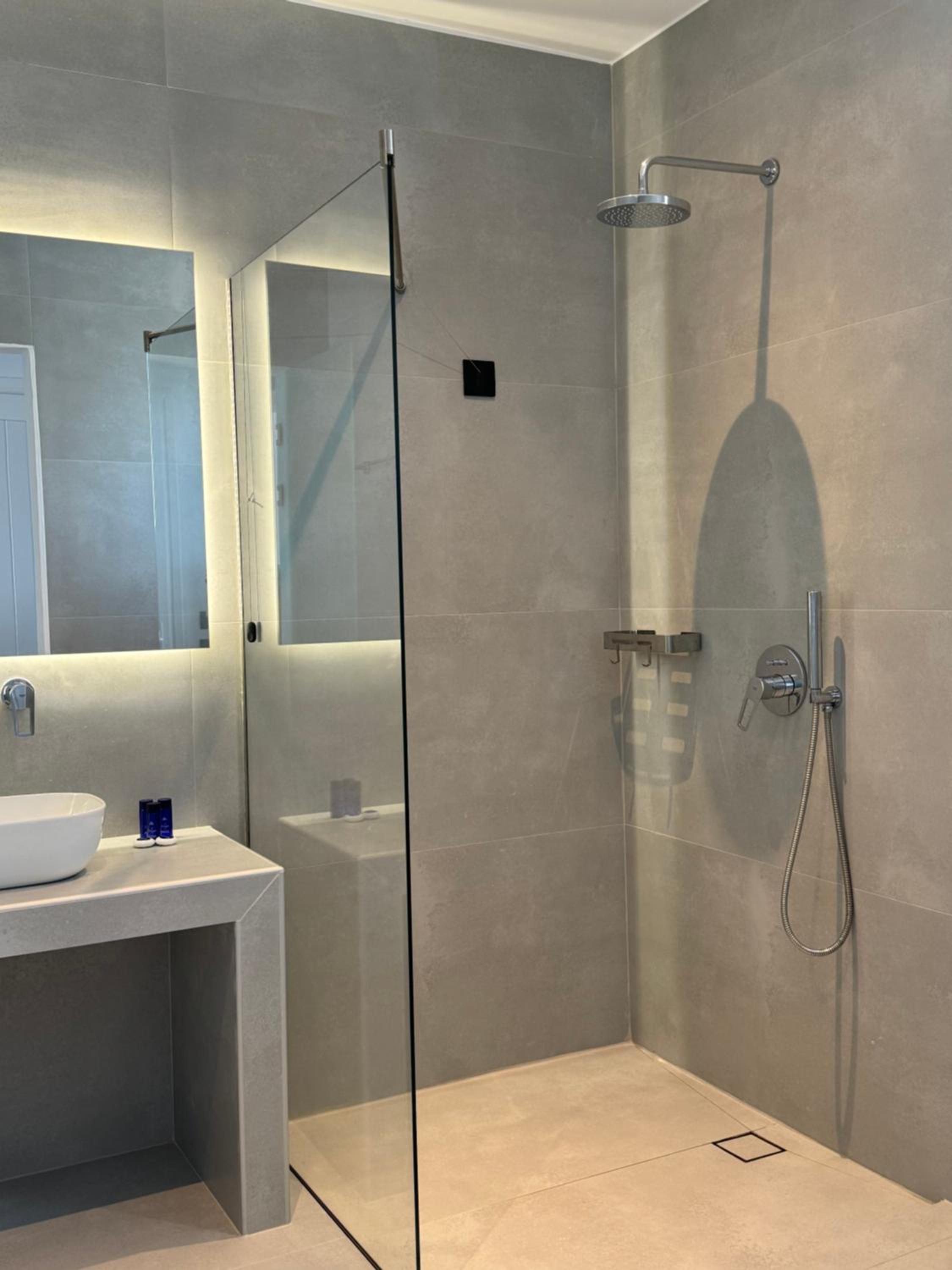 Superior Suite with Sea View photo 3