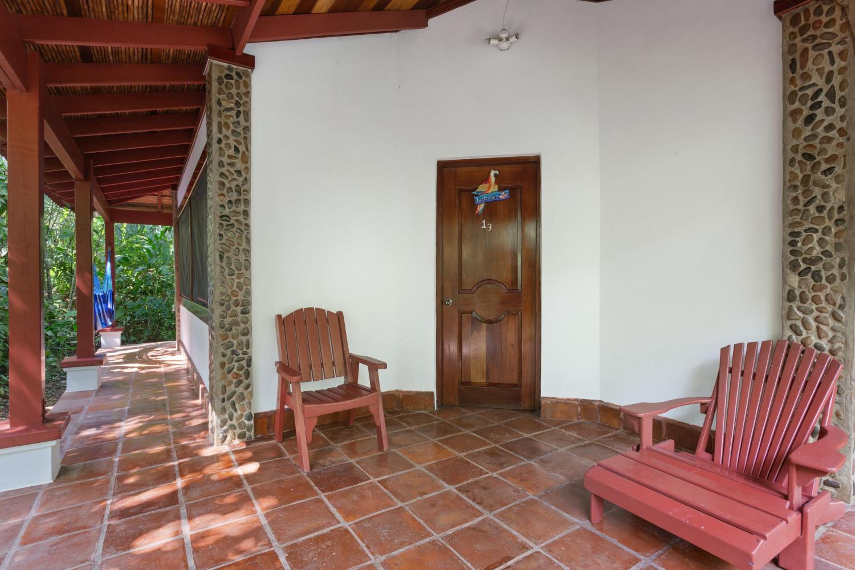Family Room with Garden View photo 3