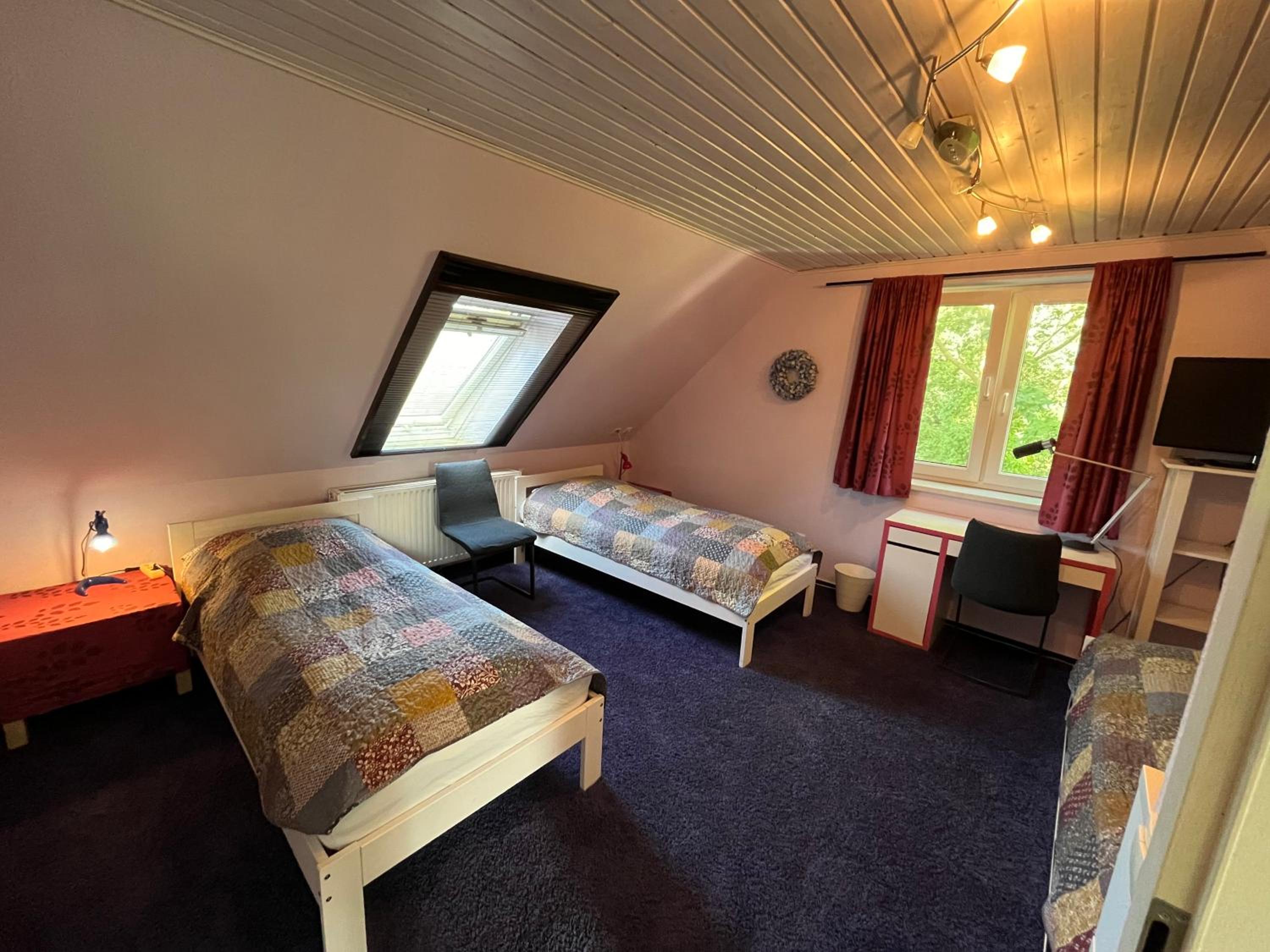 Triple Room with Shared Bathroom photo 1