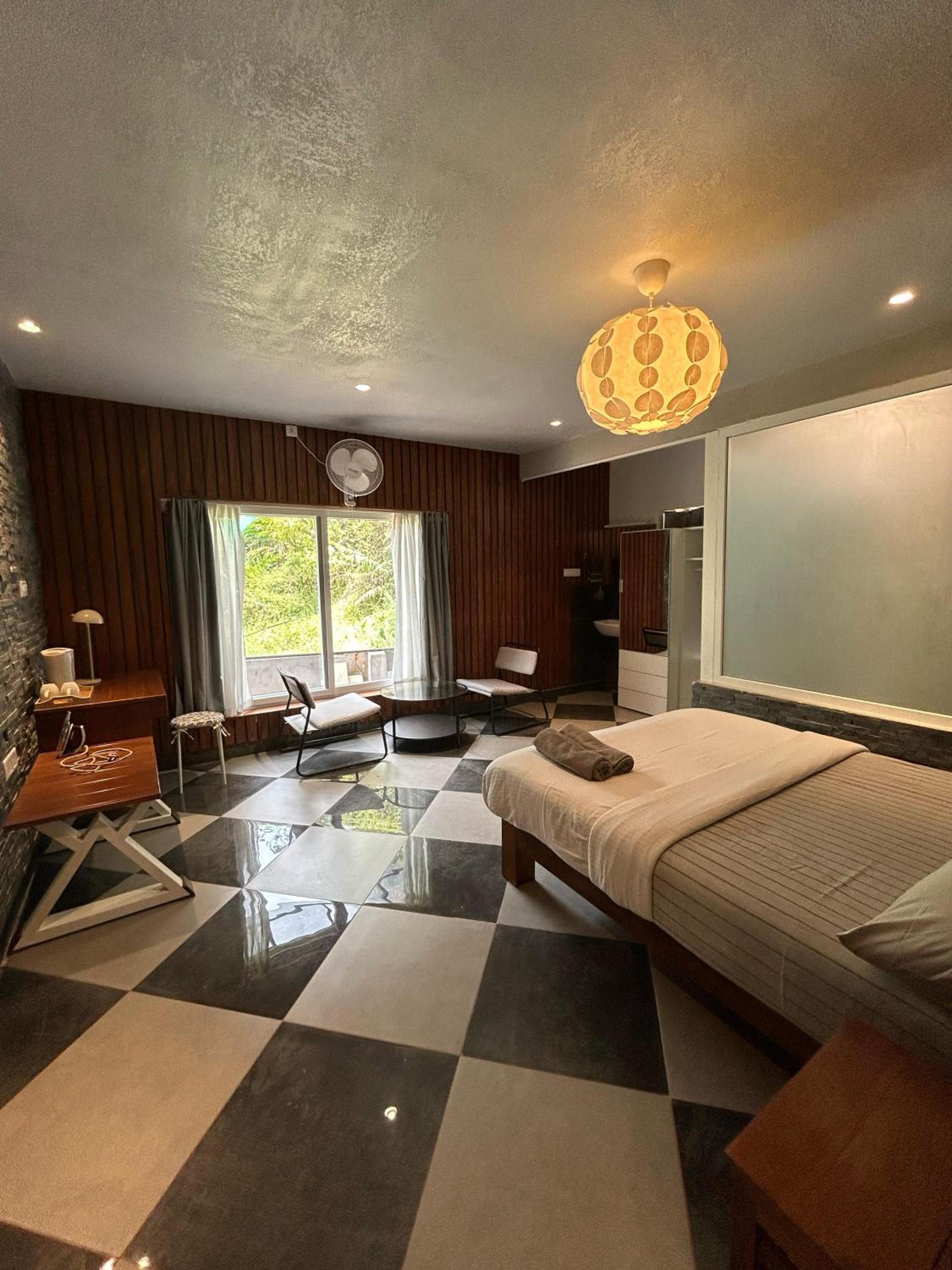 King Room with Mountain View photo 1