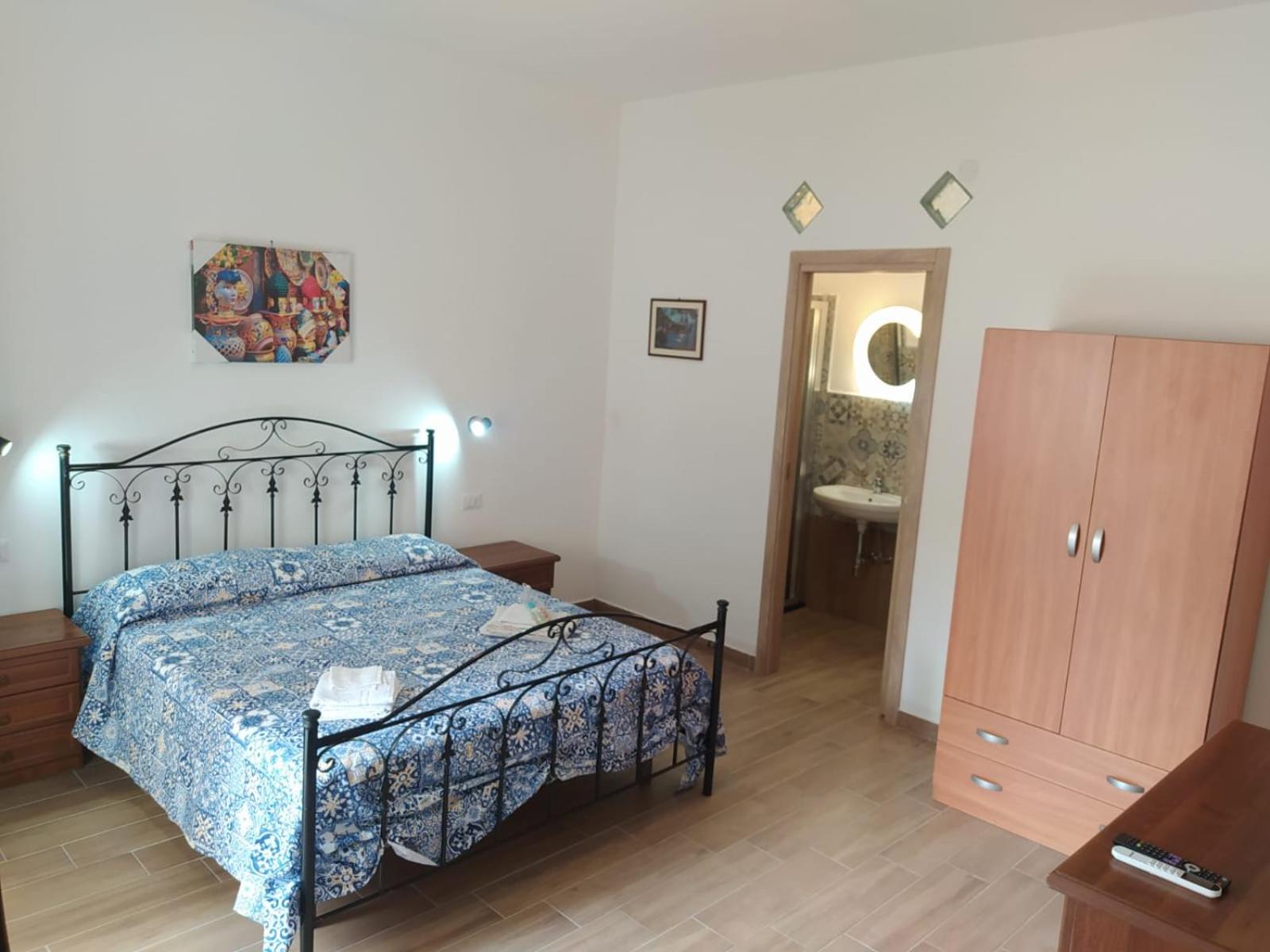Superior One-Bedroom Apartment with Balcony