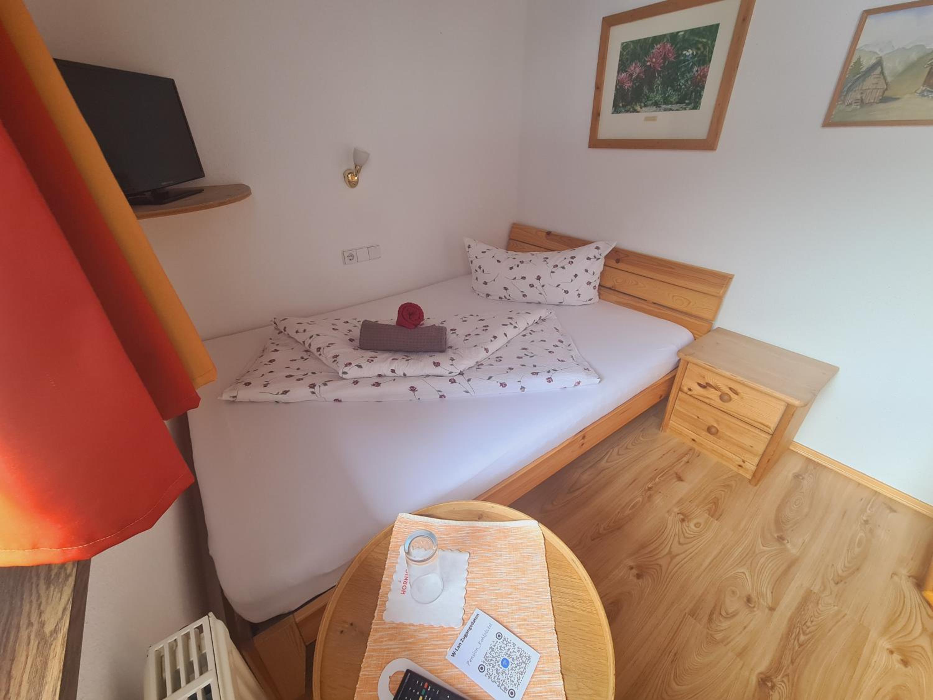 Single Room with Mountain View photo 2
