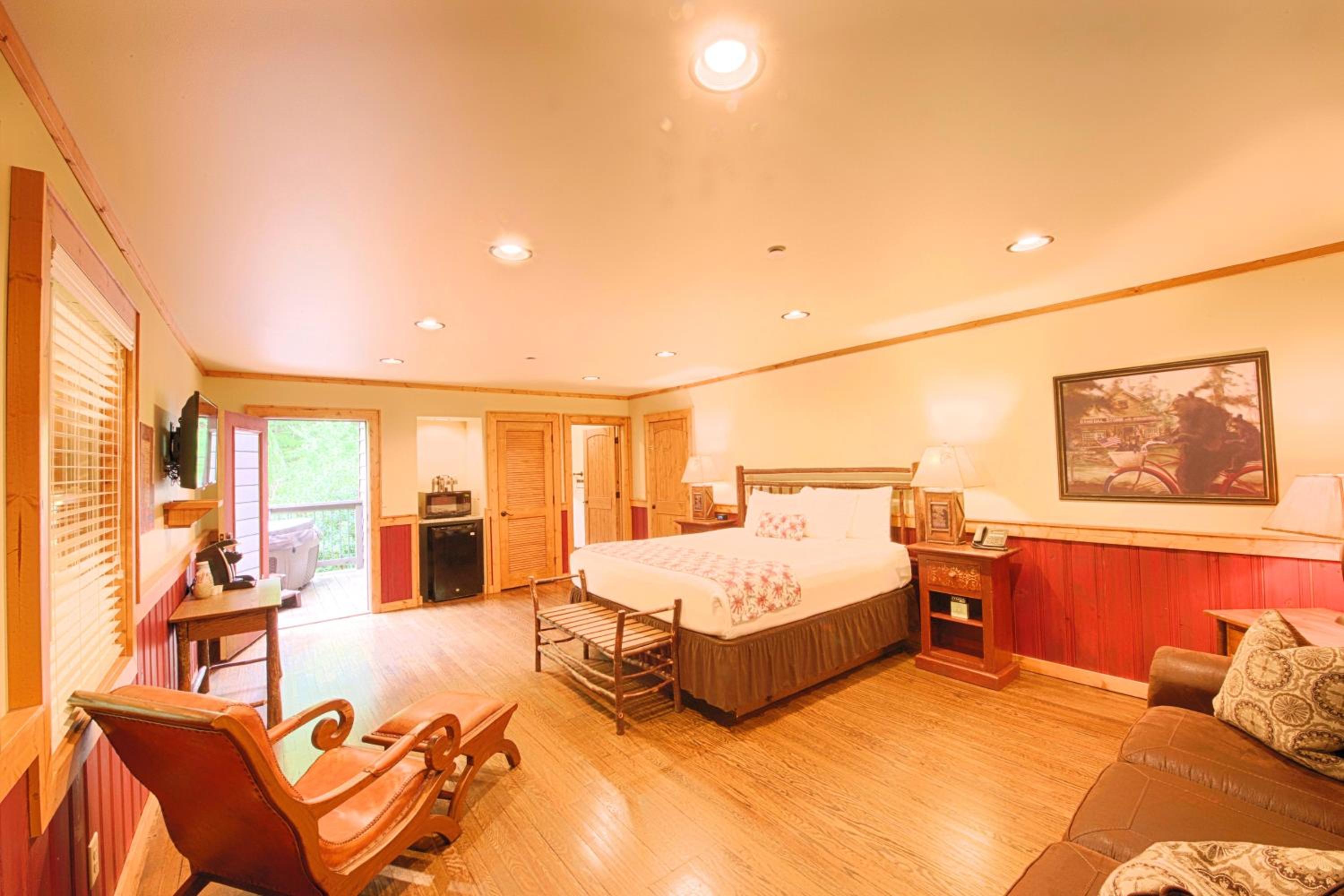 Alcoa Cabin 2