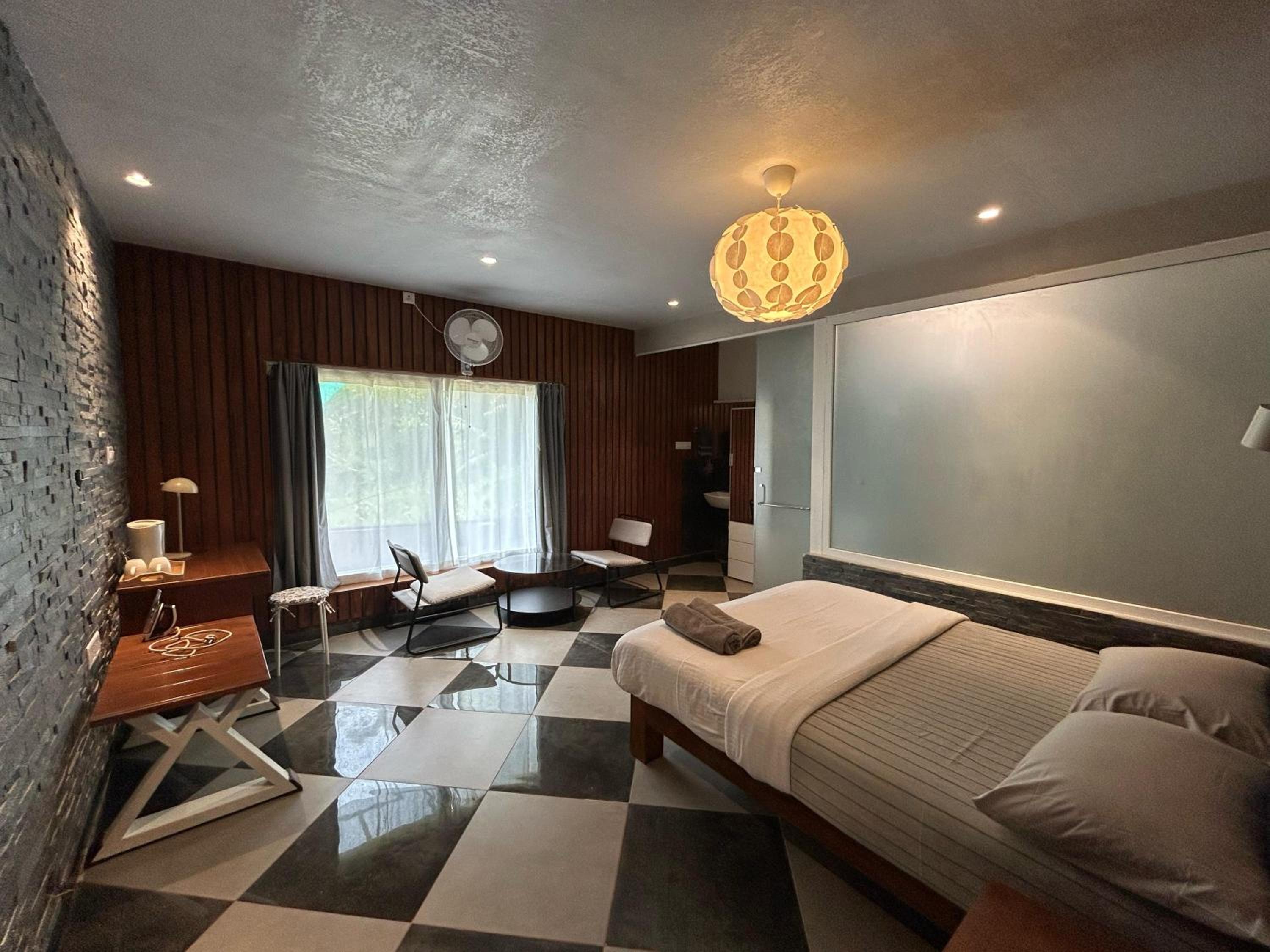 King Room with Mountain View photo 3
