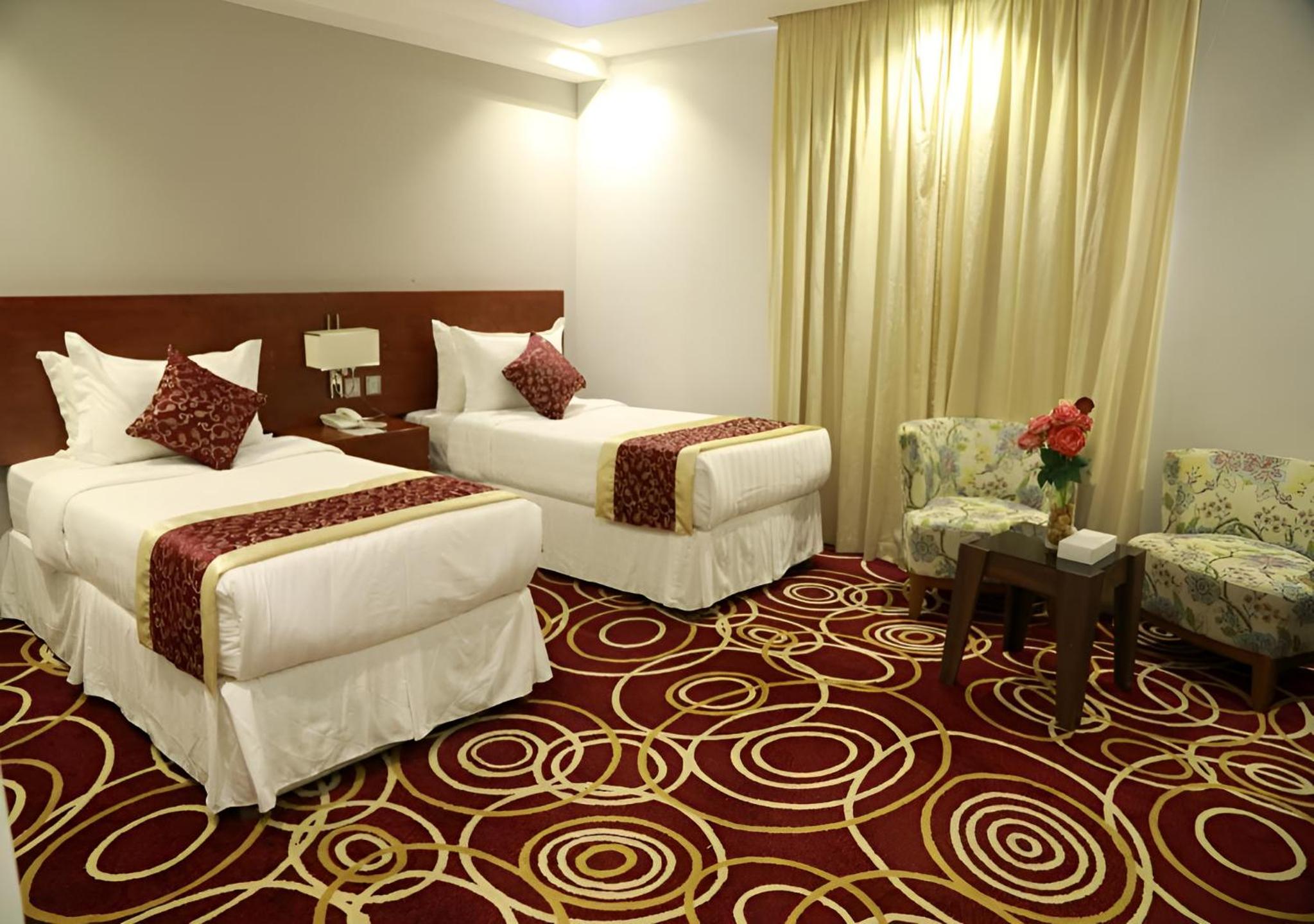 Twin Room - Photo 9