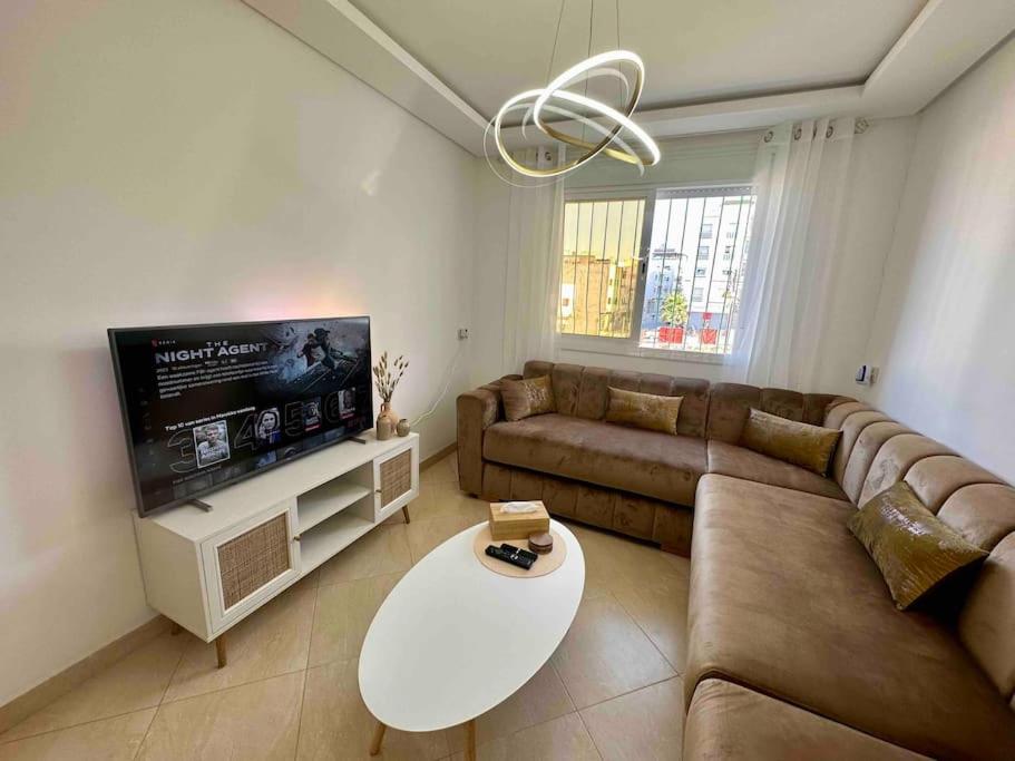 Three-Bedroom Apartment photo 1