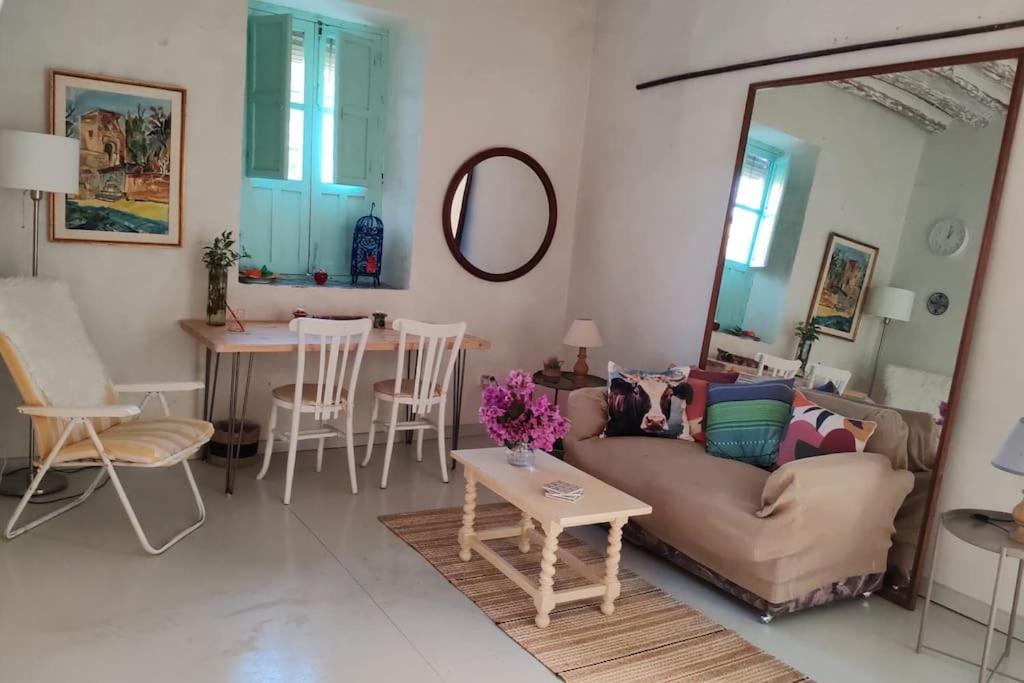 Casa de cuatro habitaciones