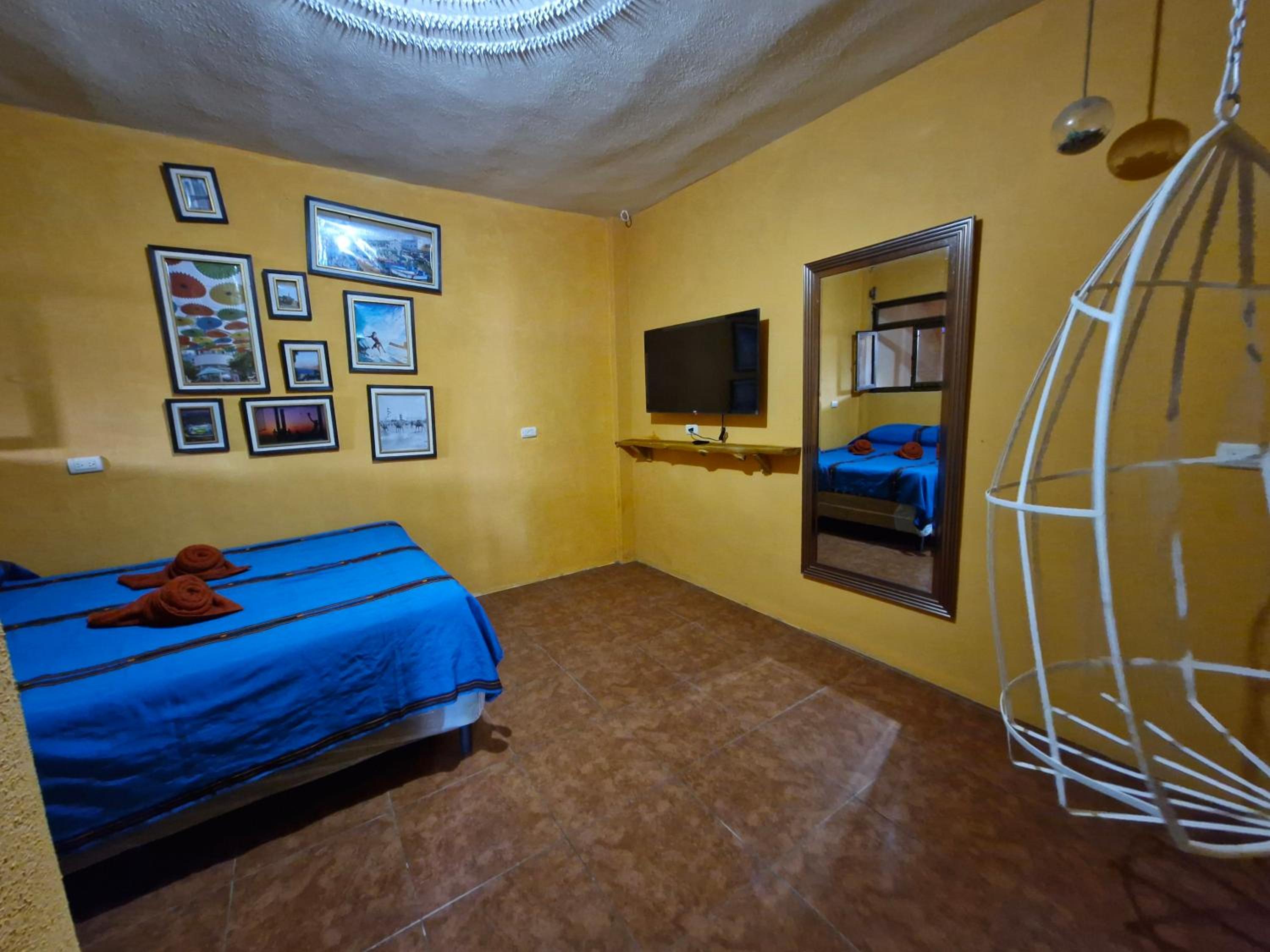 Standard Double Room with Shared Bathroom photo 1