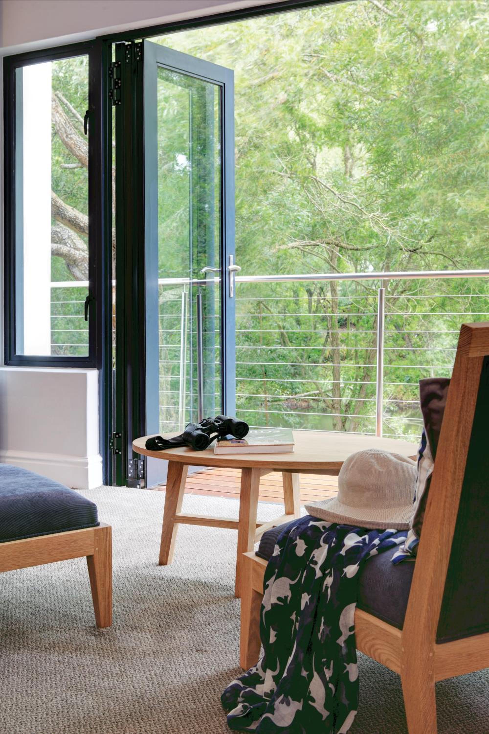Superior Double or Twin Suite with Balcony - Photo 5