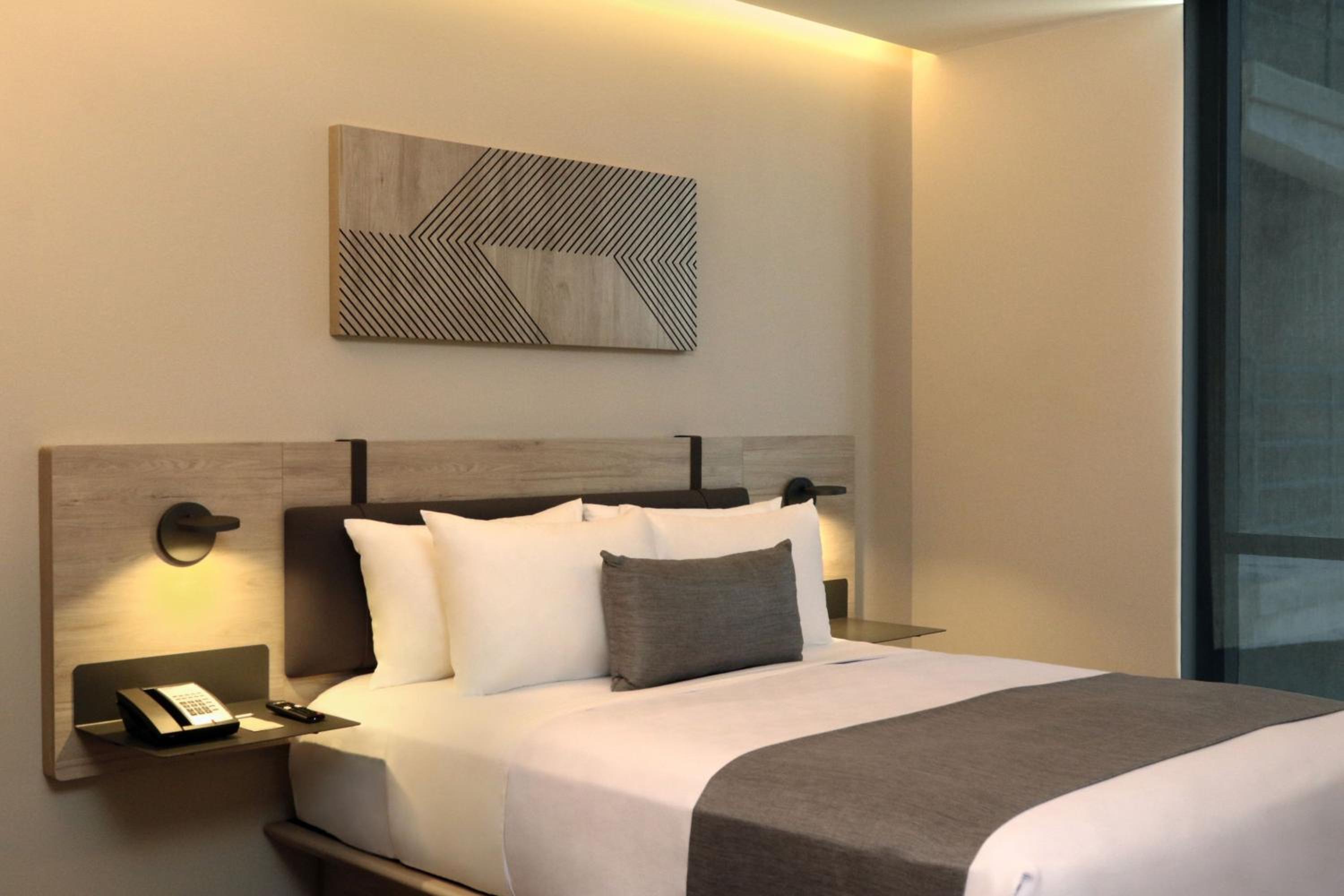 Standard Queen Room - Photo 1