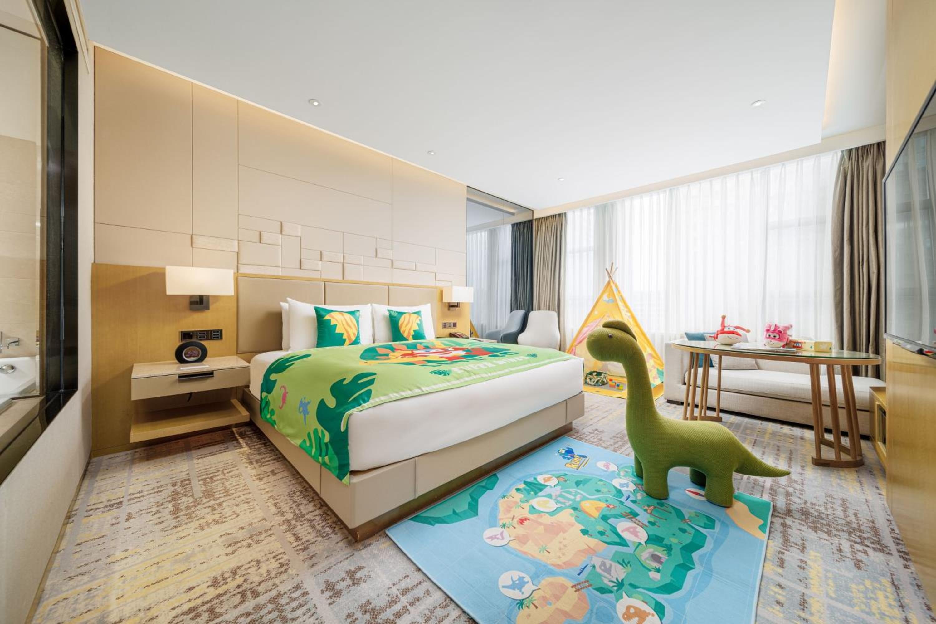 Family Room with King Bed and Twin Towers View