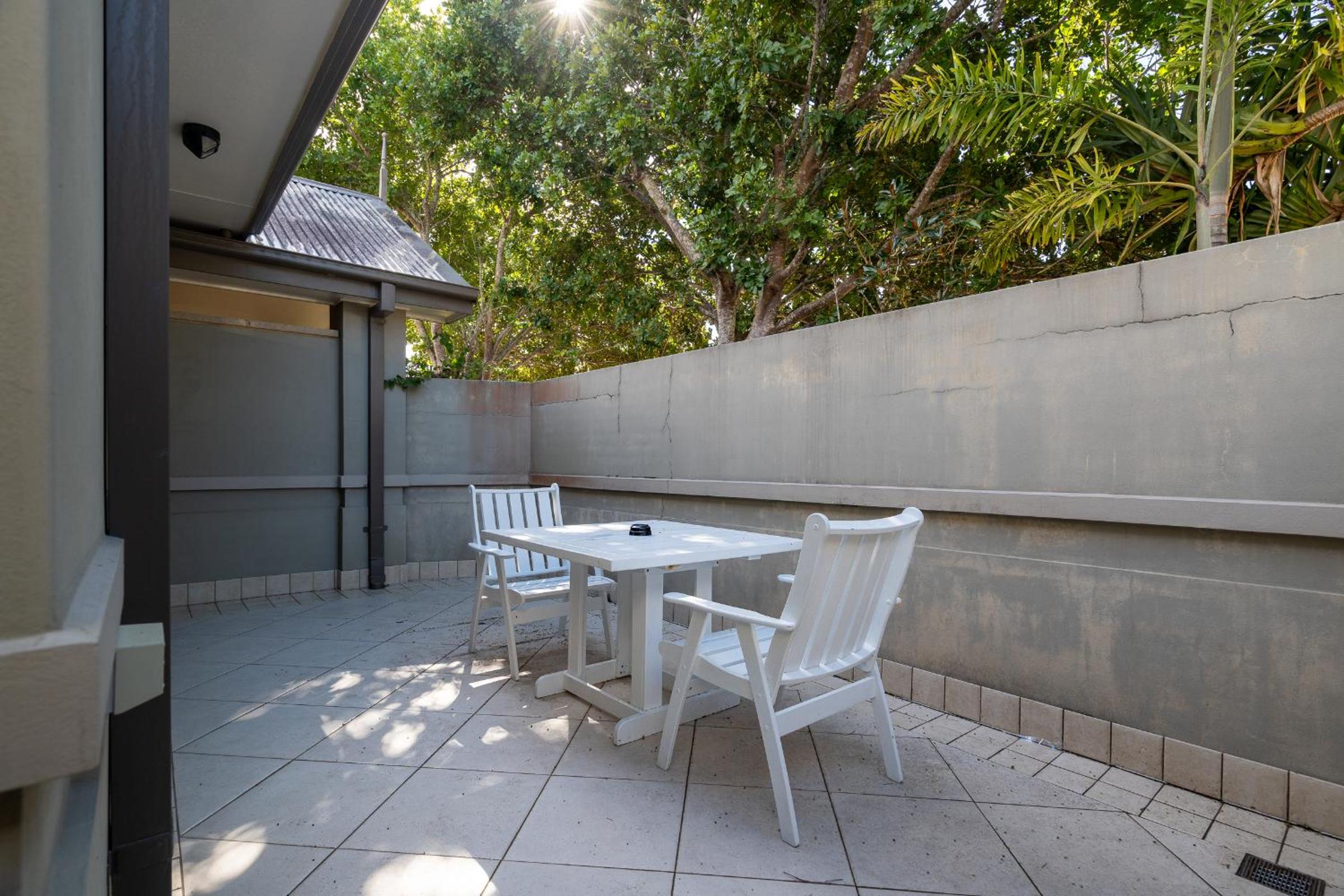 Courtyard Studio photo 3