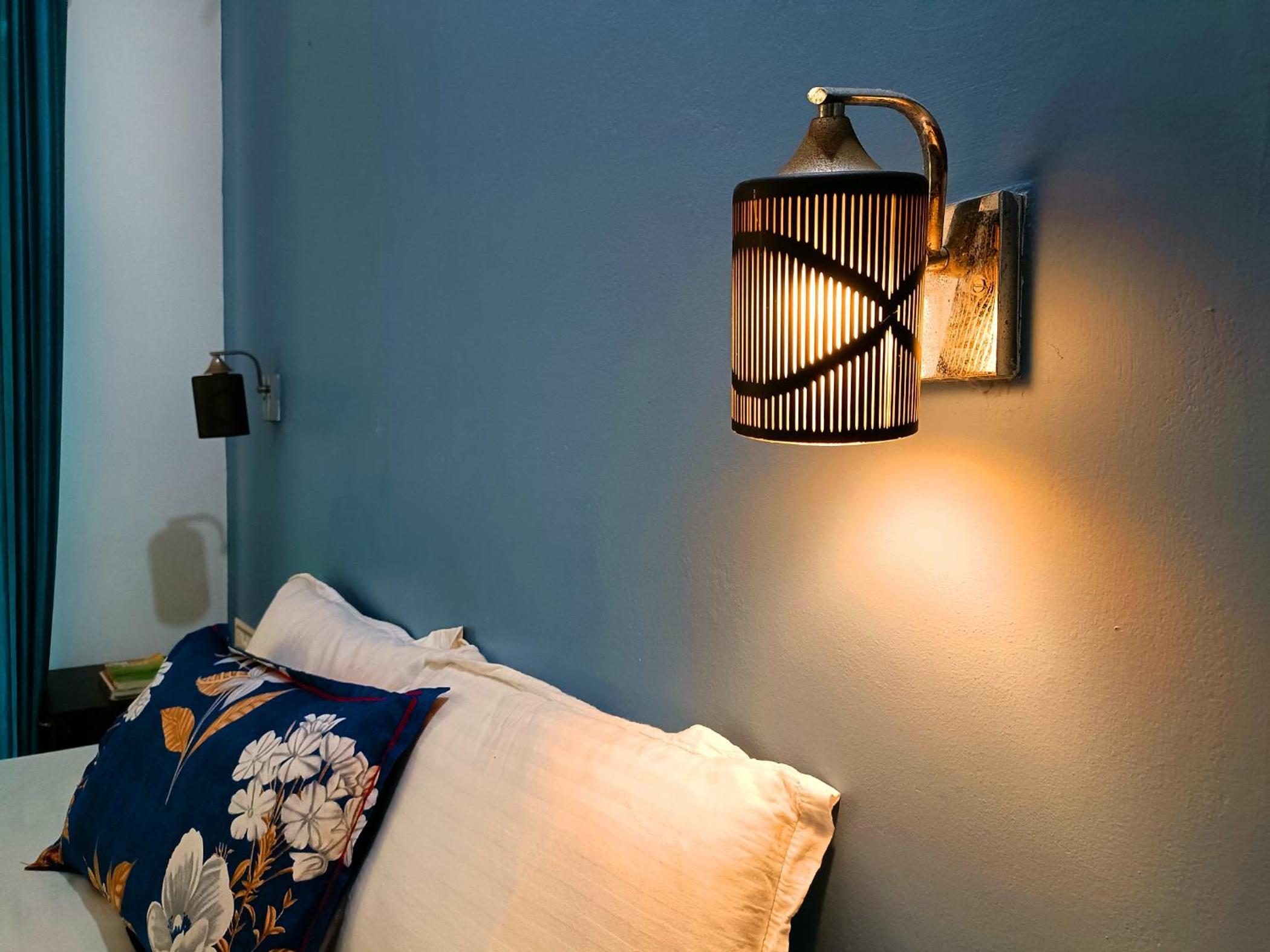 Deluxe Double Room (2 Adults + 1 Child) photo 1