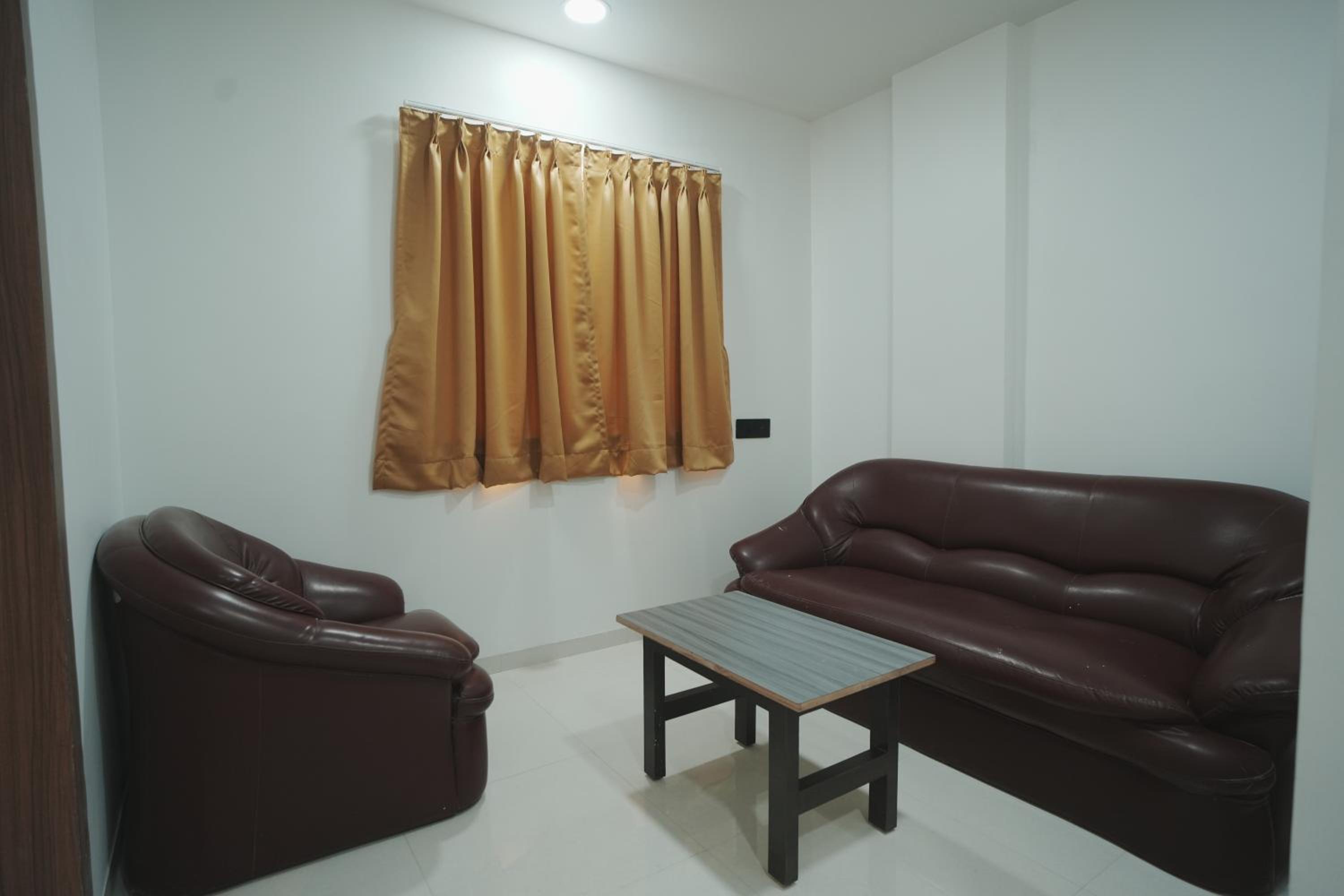 Large Double Room