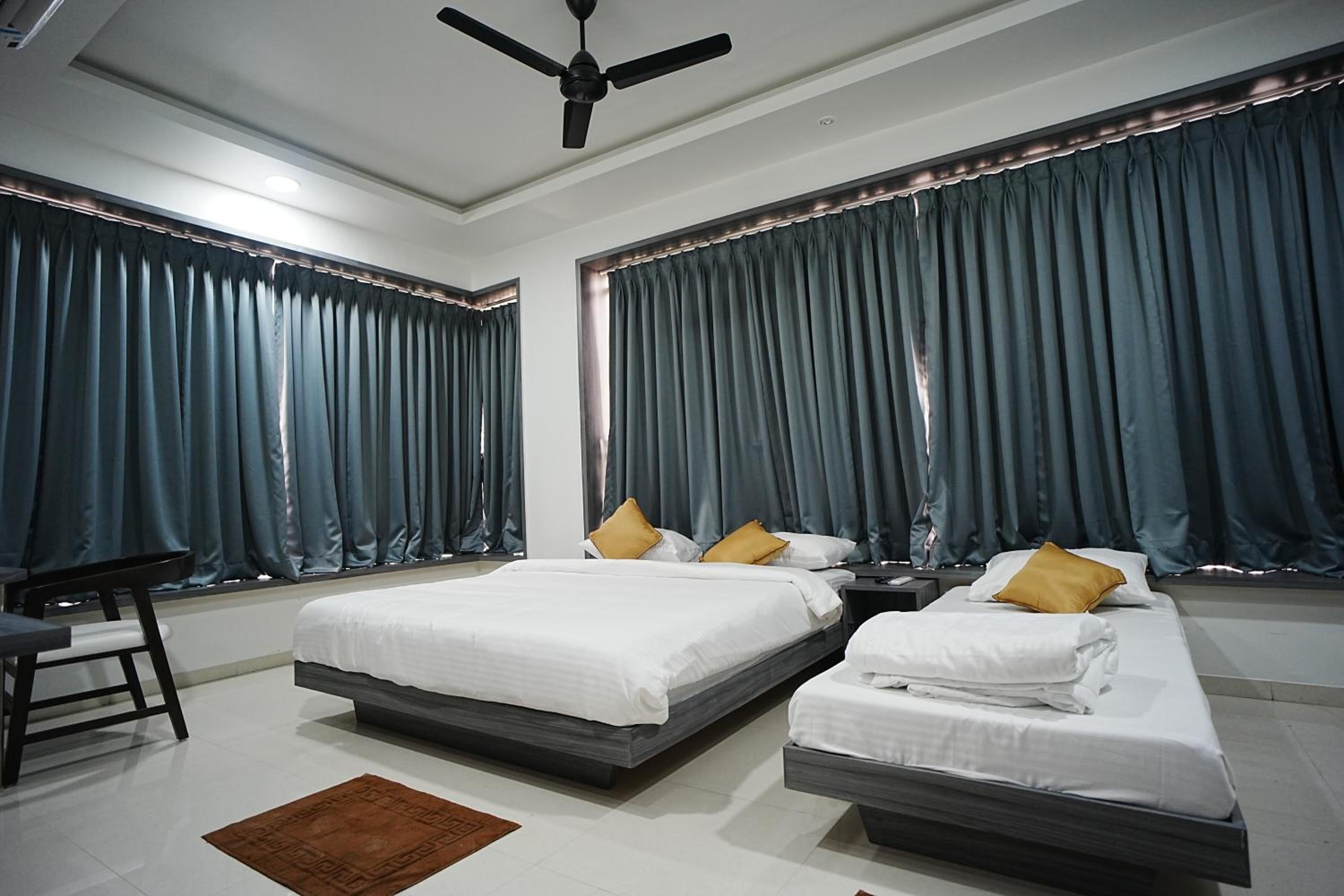 Superior King Room