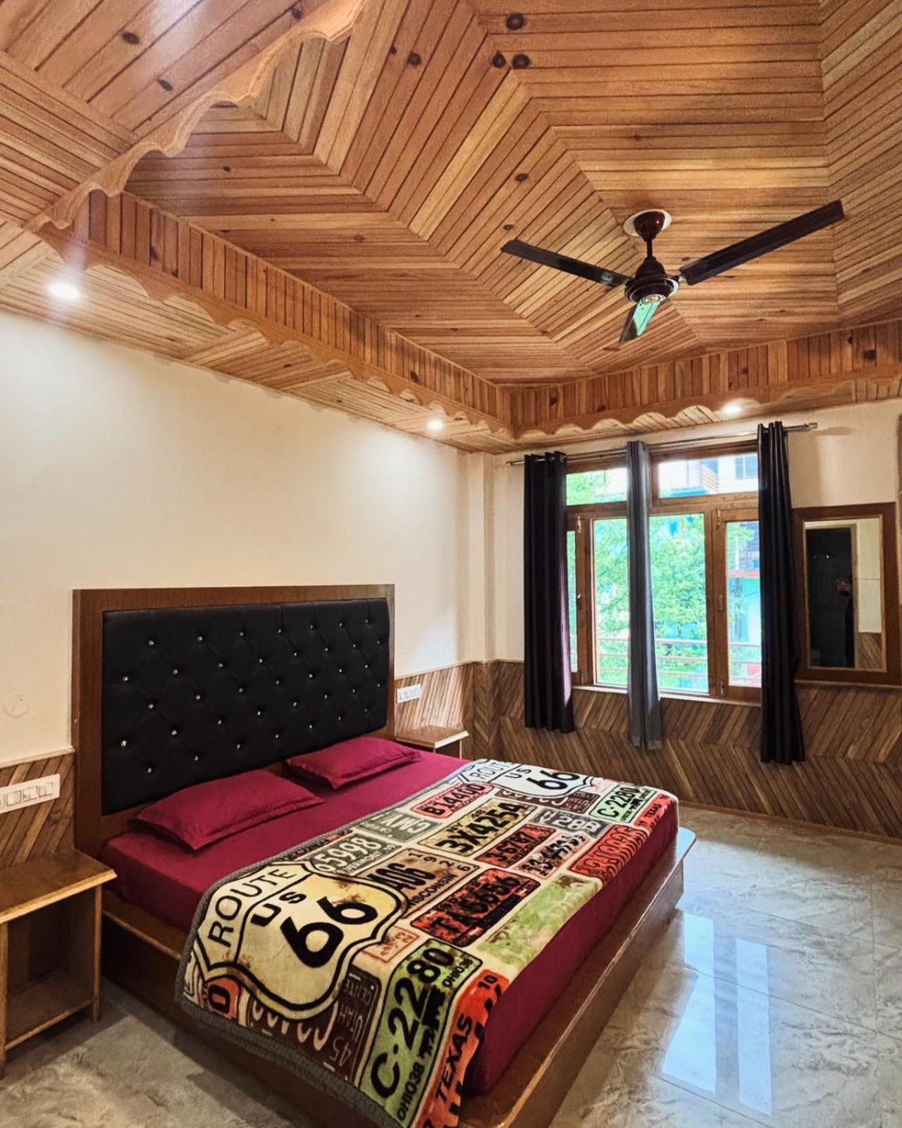 Double Room with Mountain View photo 2