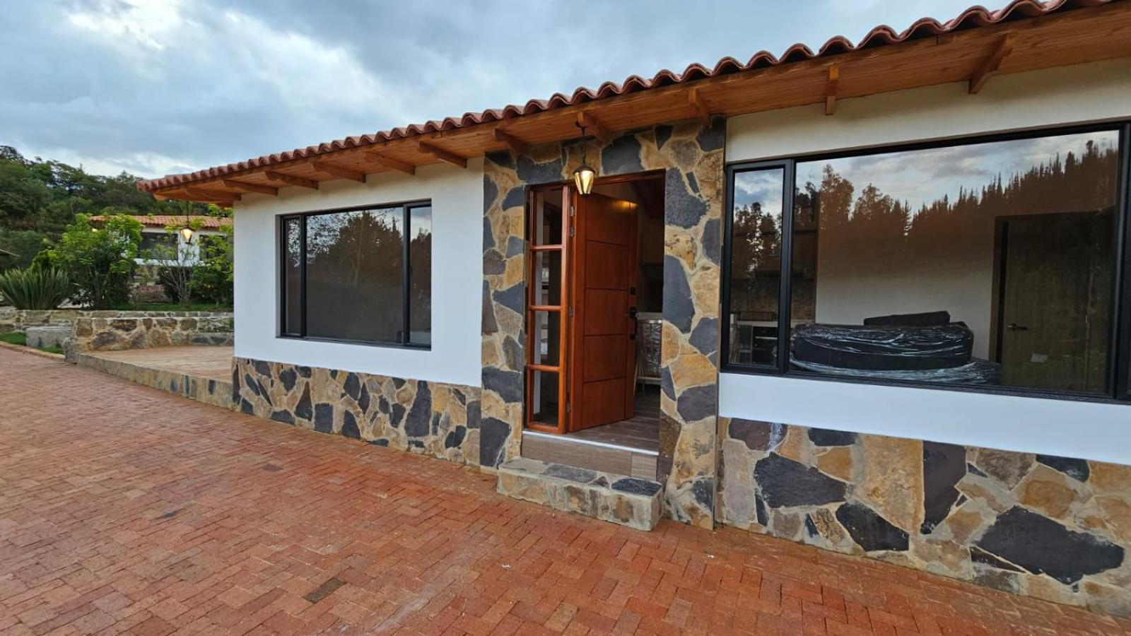 Standard Villa photo 1