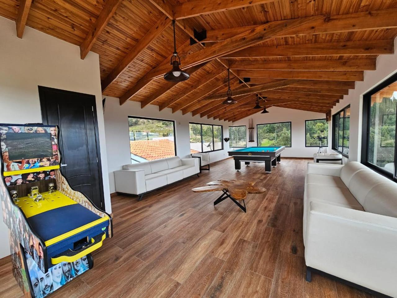 Deluxe Villa photo 2