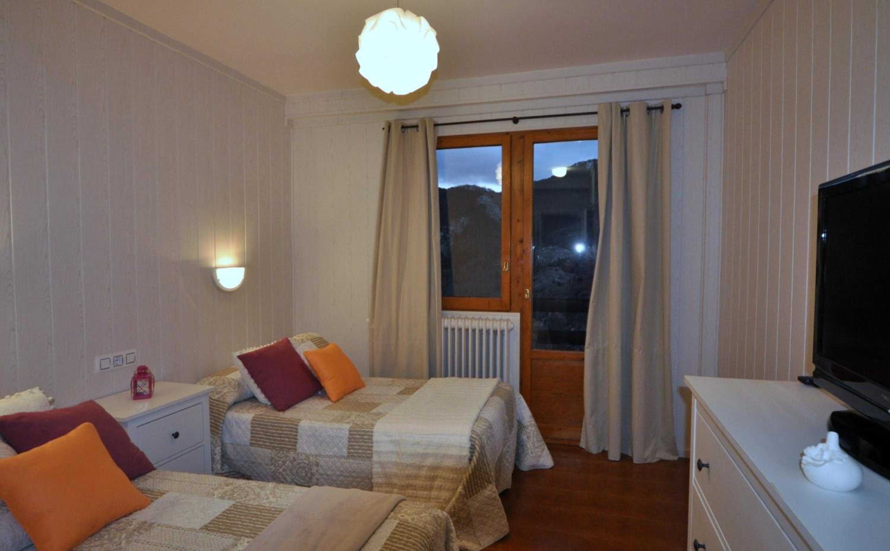 Double or Twin Room photo 3