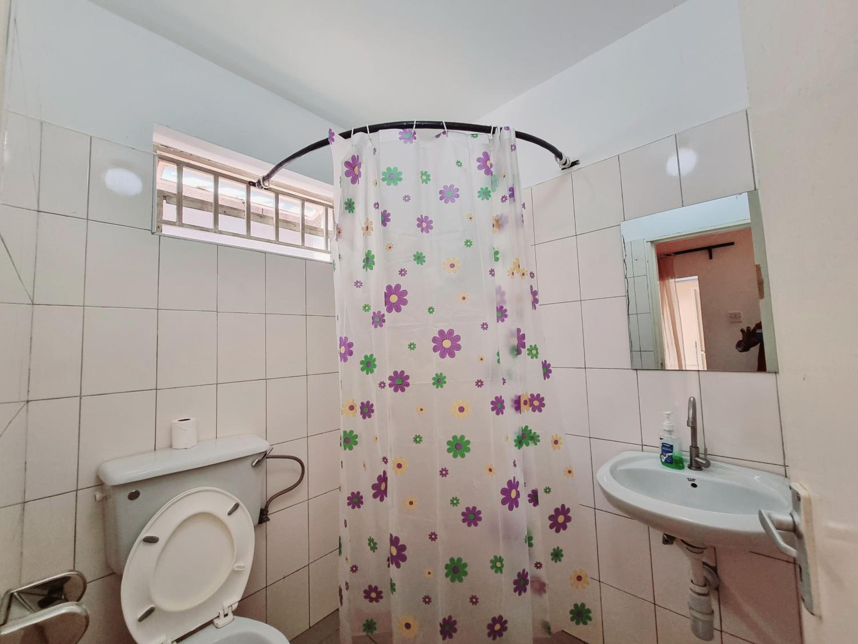 Double Room with Private Bathroom photo 2