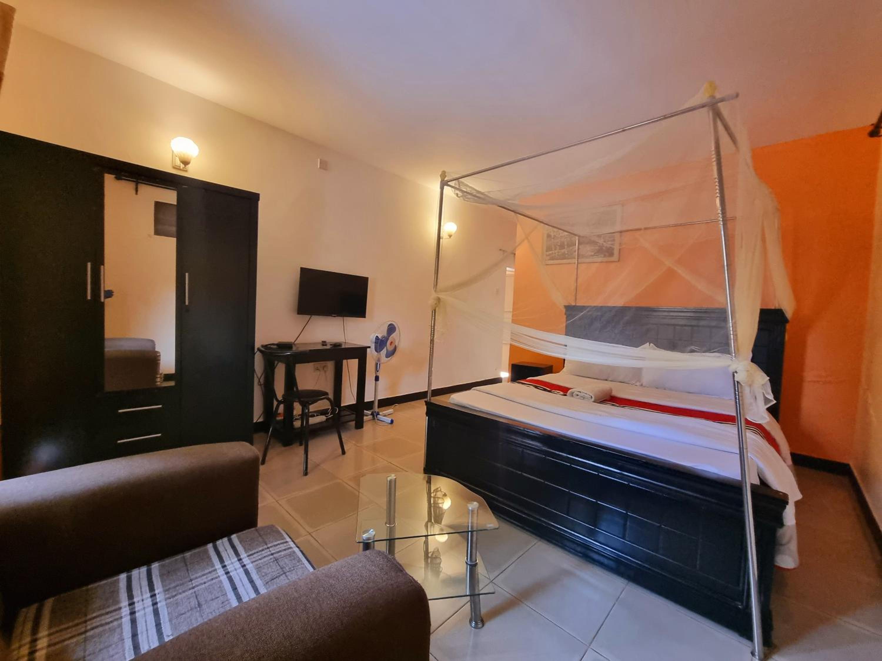 Double Room with Private Bathroom