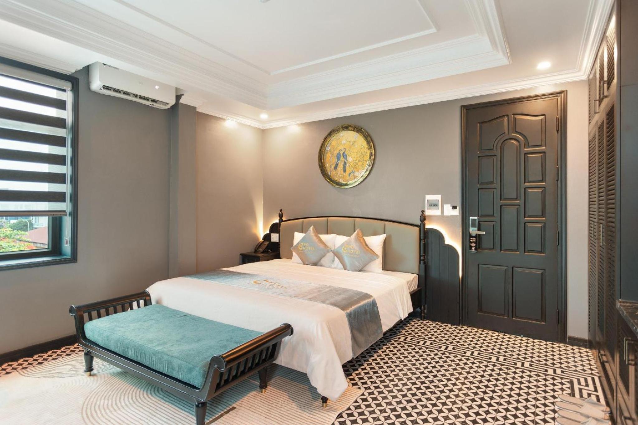 Executive Suite photo 2