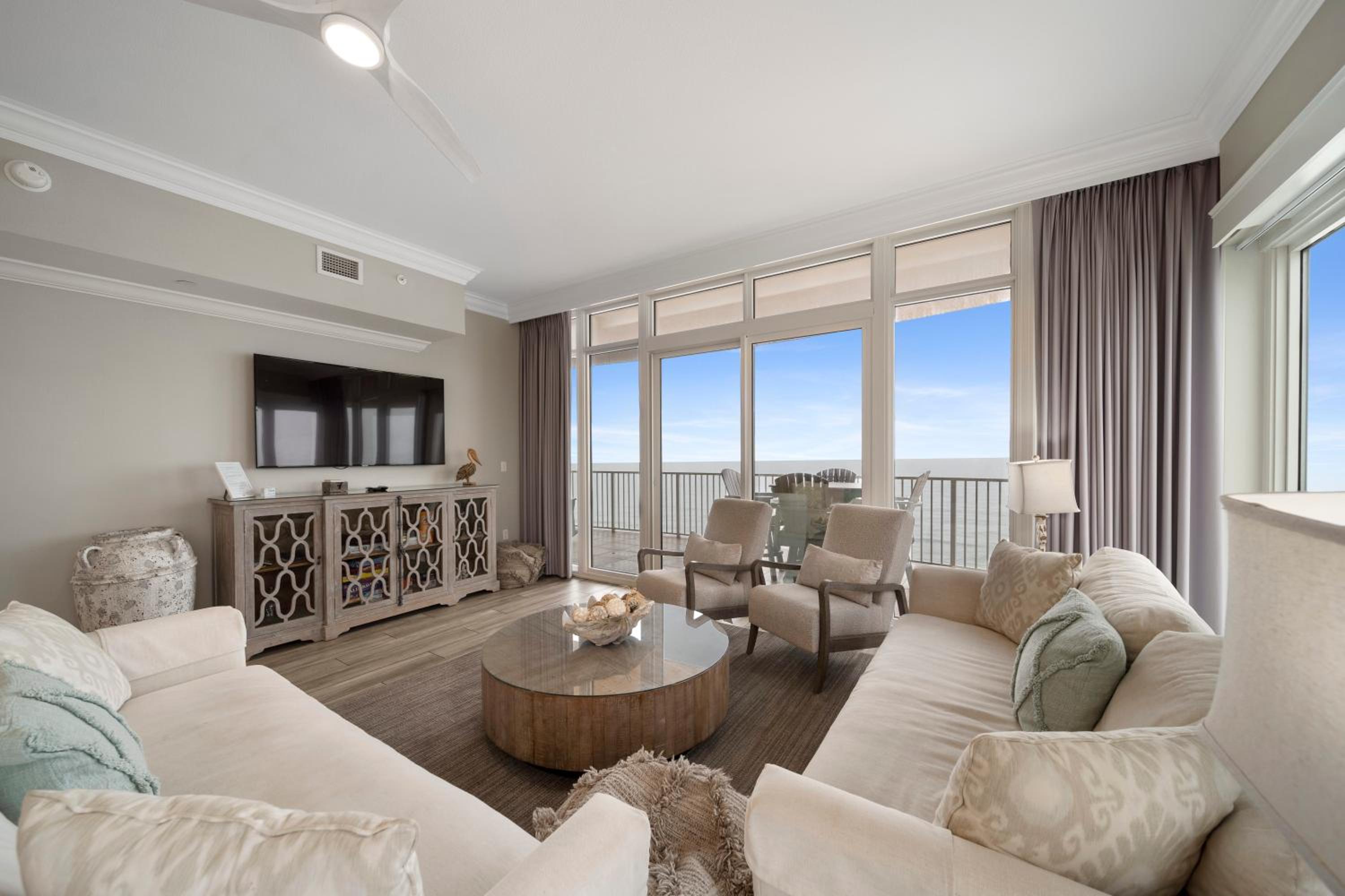Villa - Beach Front photo 1