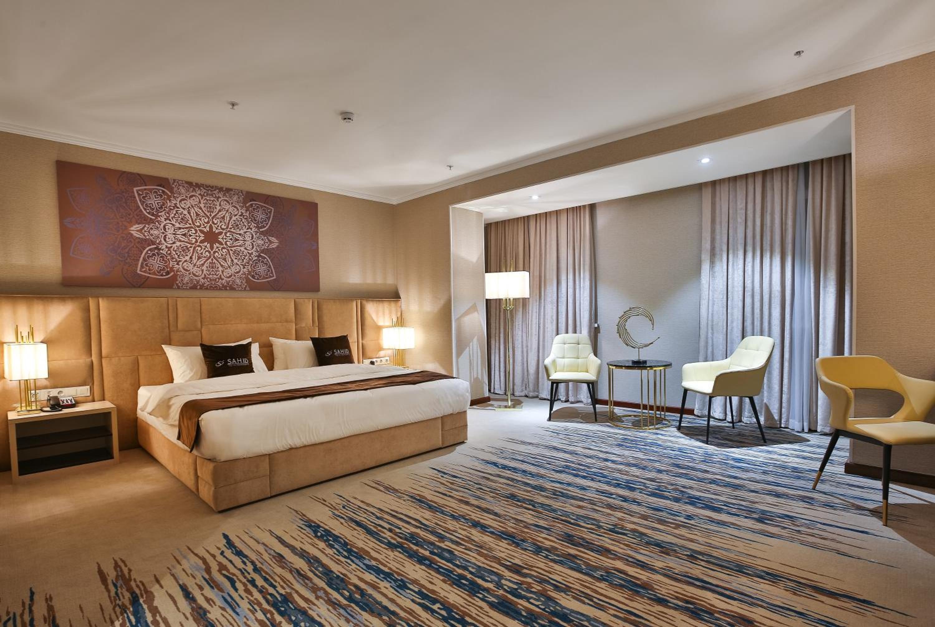 King Suite - Photo 1