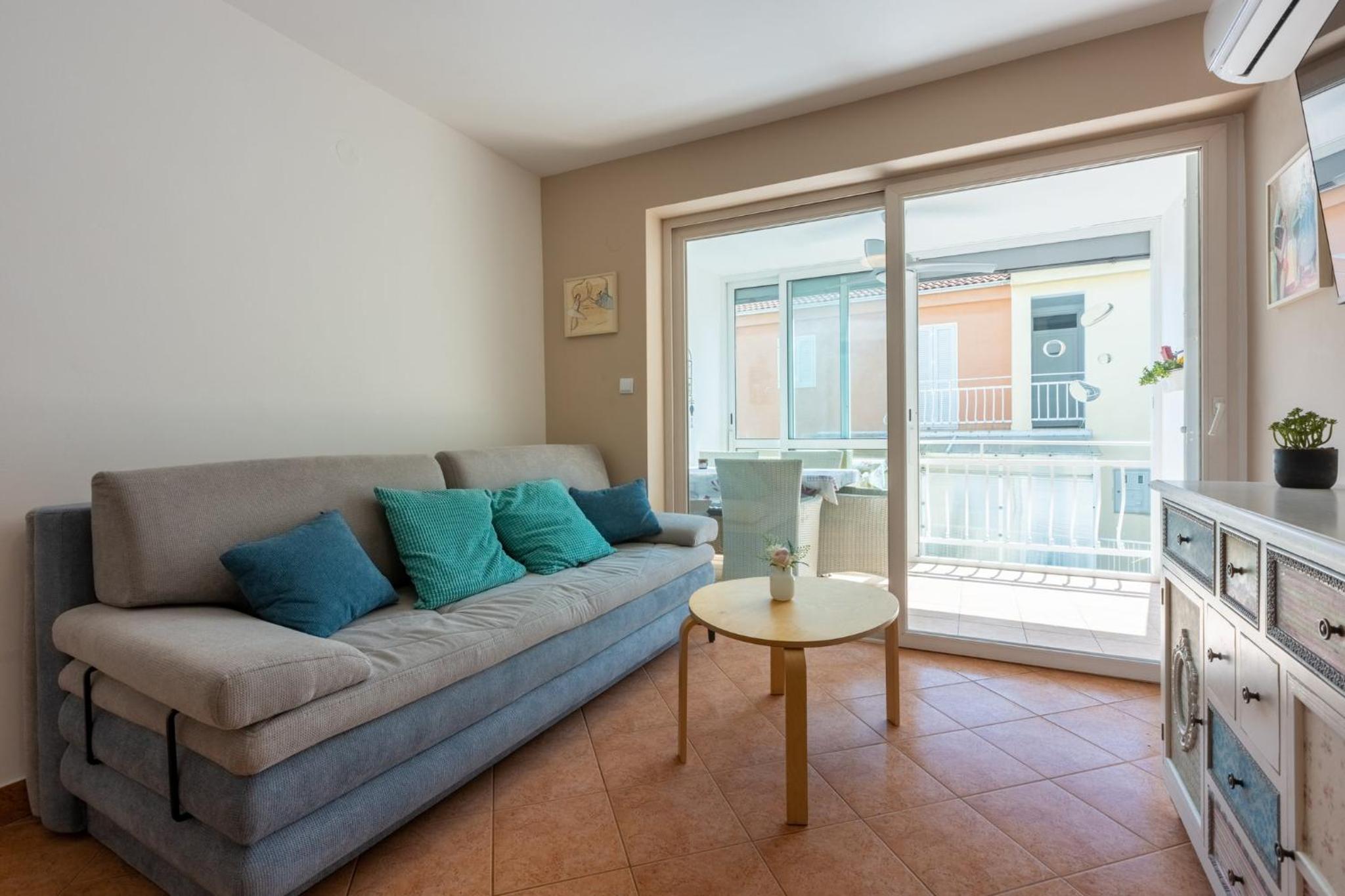 Apartment with Balcony photo 1