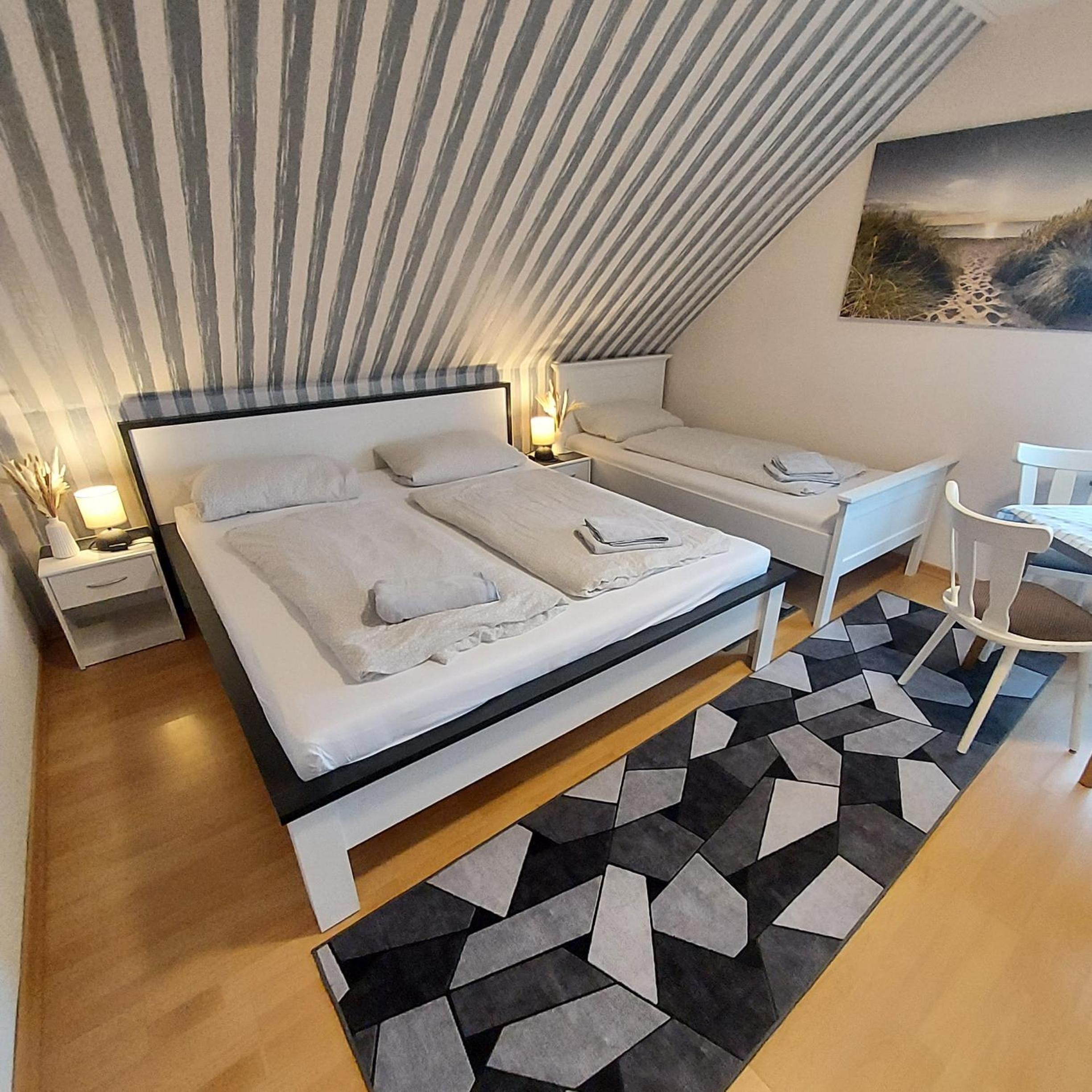 Triple Room with Doublebed - Photo 3