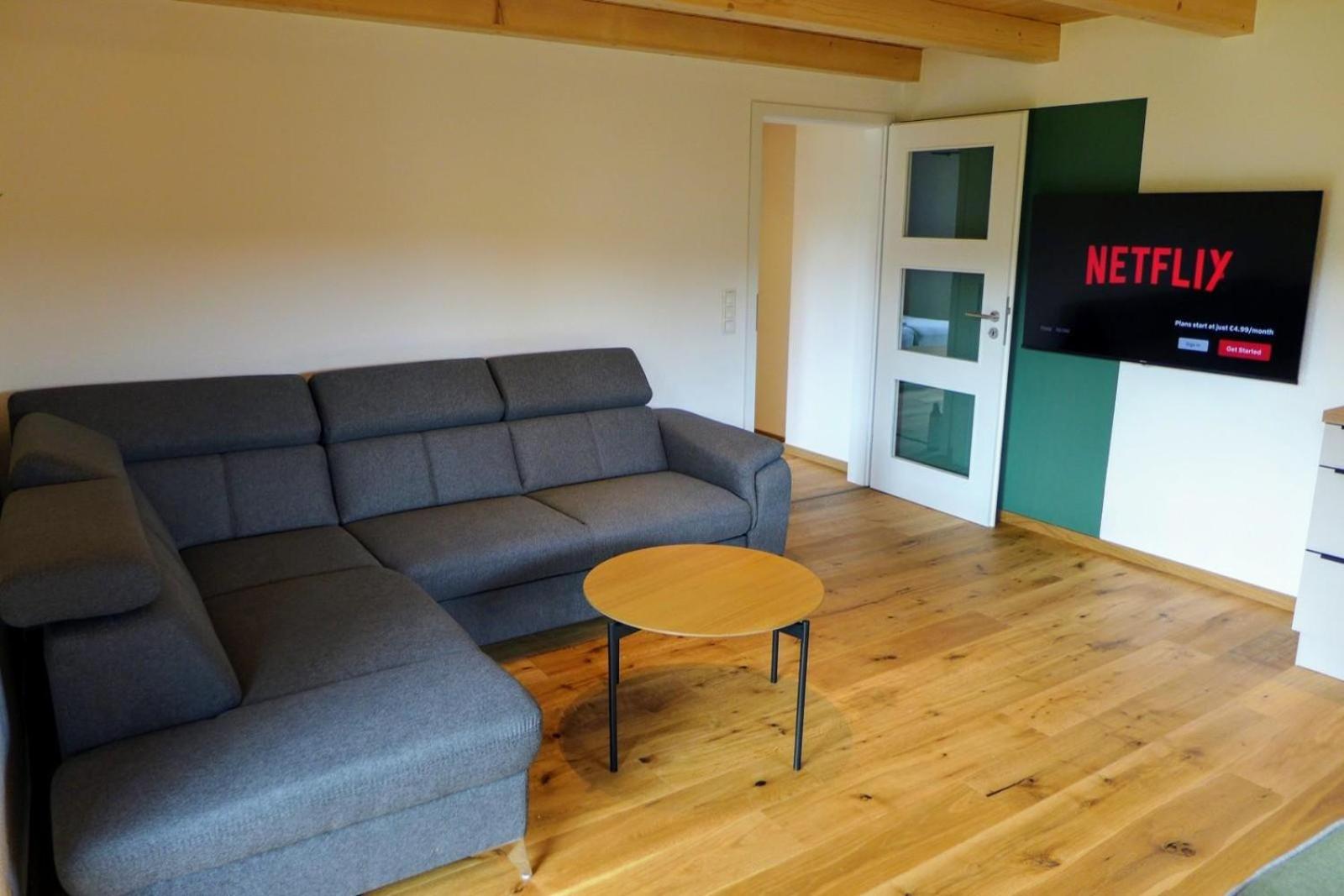 Two-Bedroom Apartment with Terrace photo 3