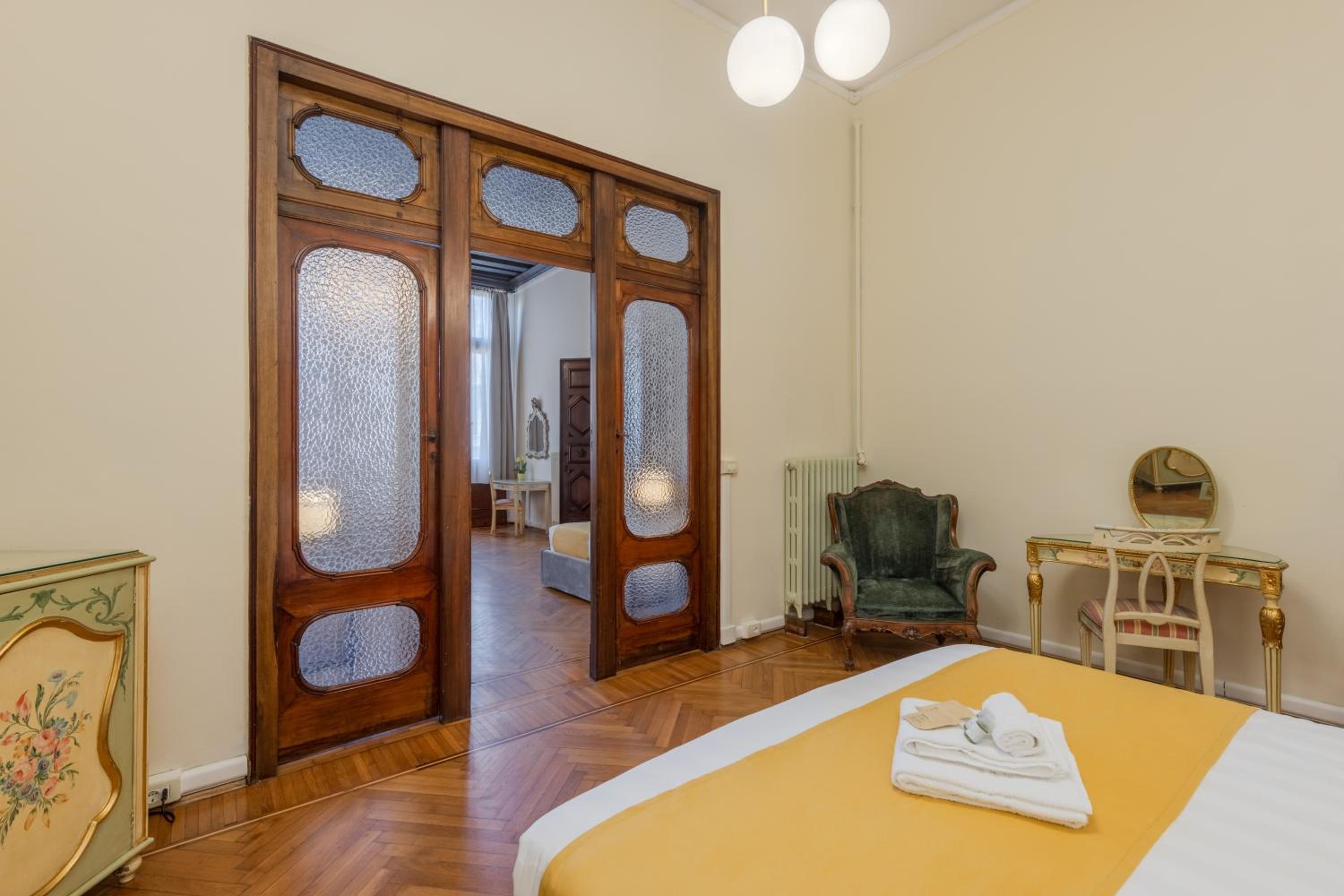Superior Apartment With City View photo 2