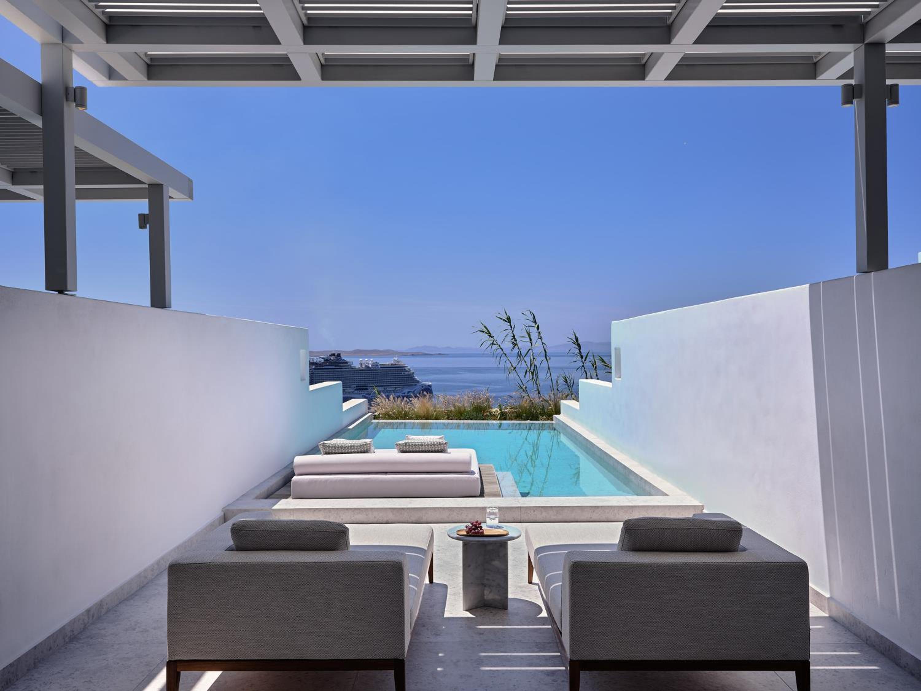 BETA Suite with Private Pool & Sea View - Photo 2