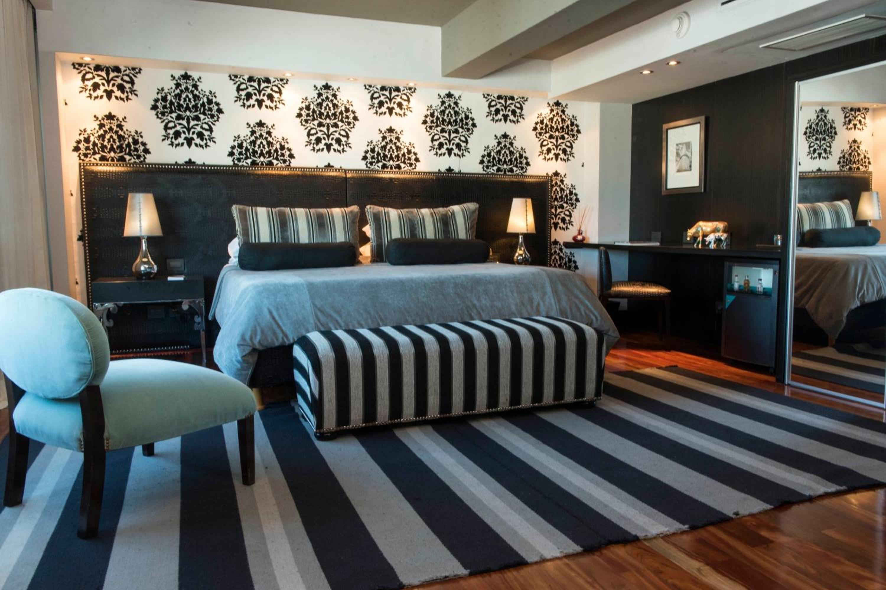 Upper Suite Deluxe, Suite, 1 King