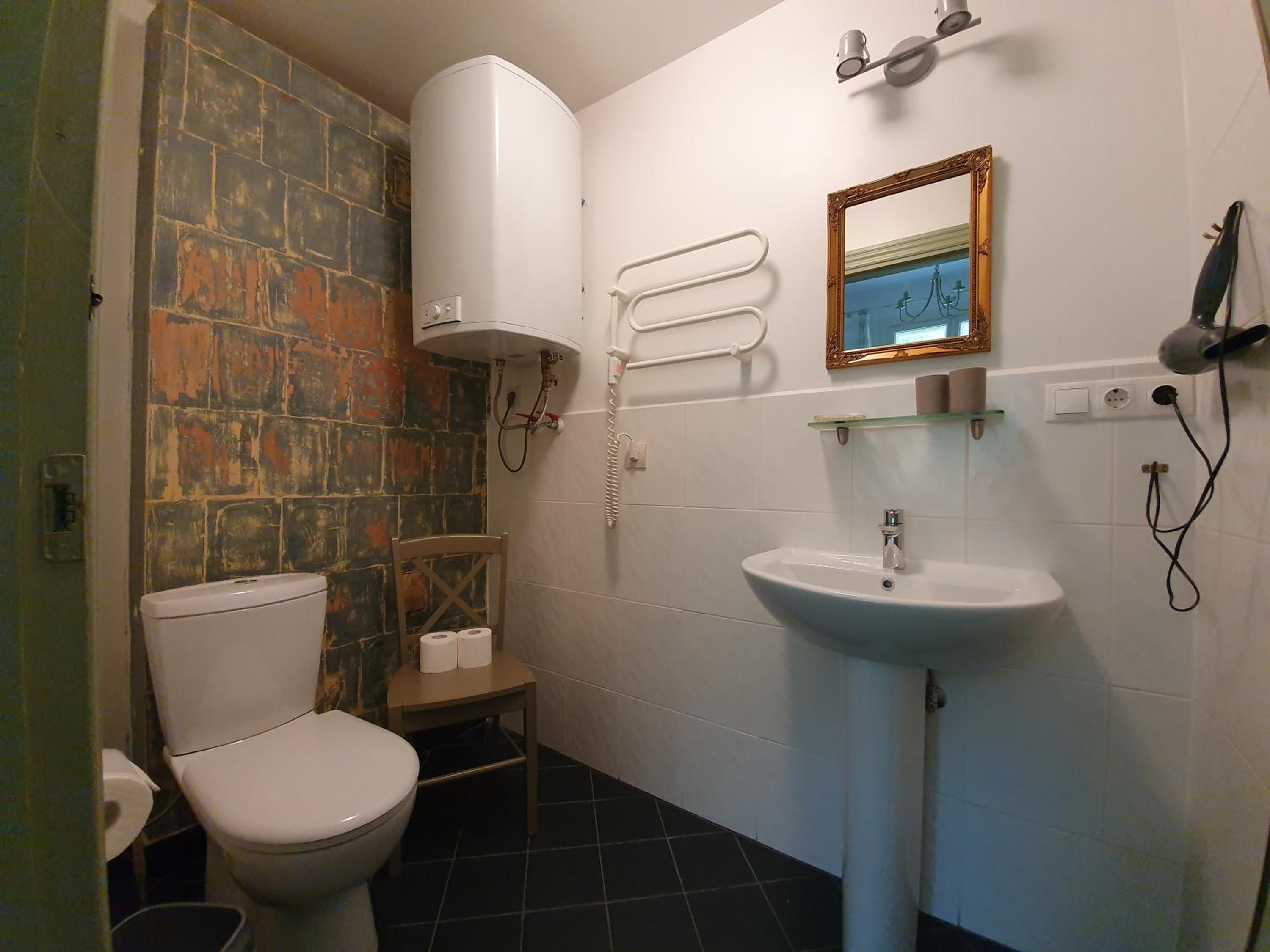 One-Bedroom Apartment - Non-Smoking photo 3