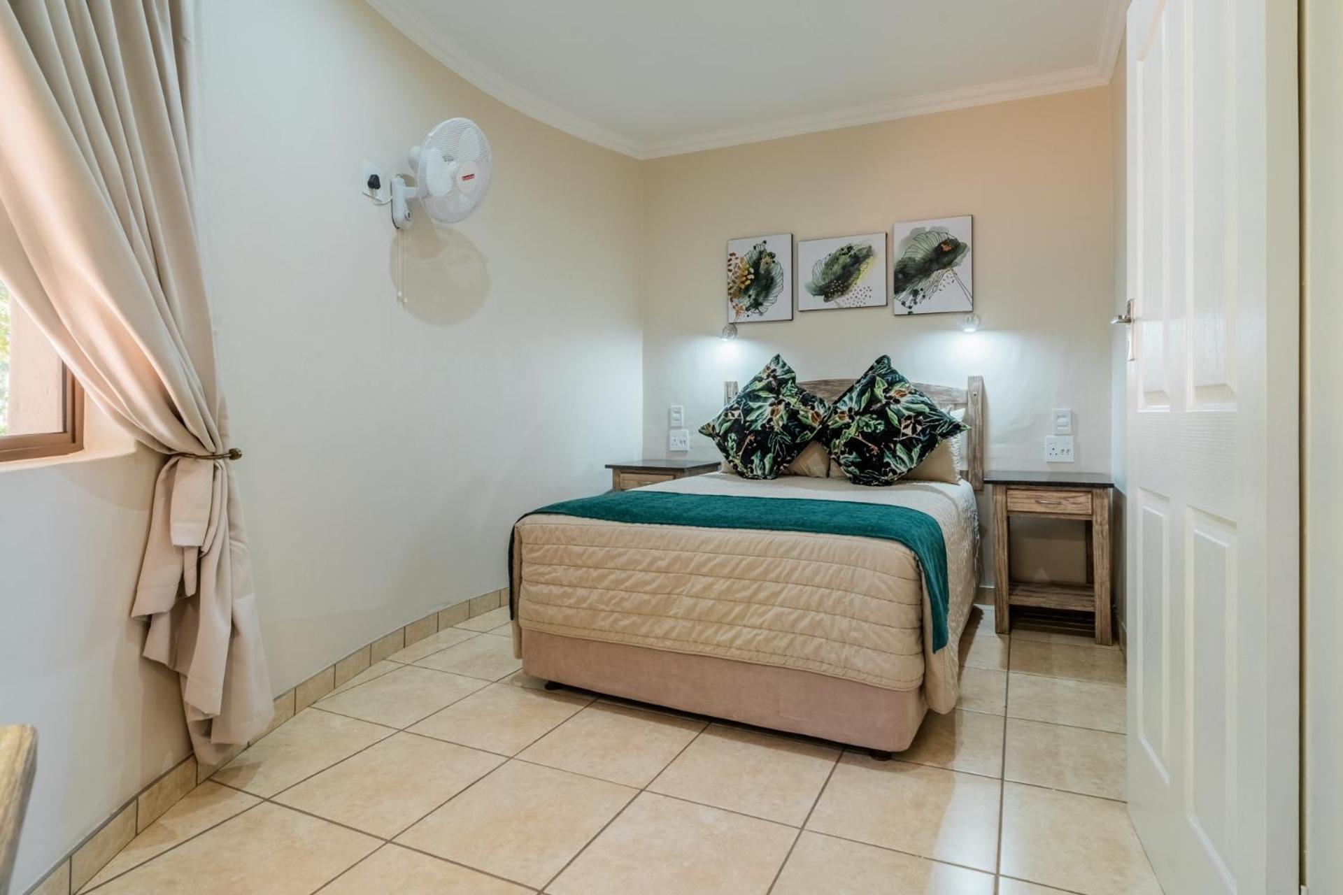 2 Sleeper House 3* (1 double room)
