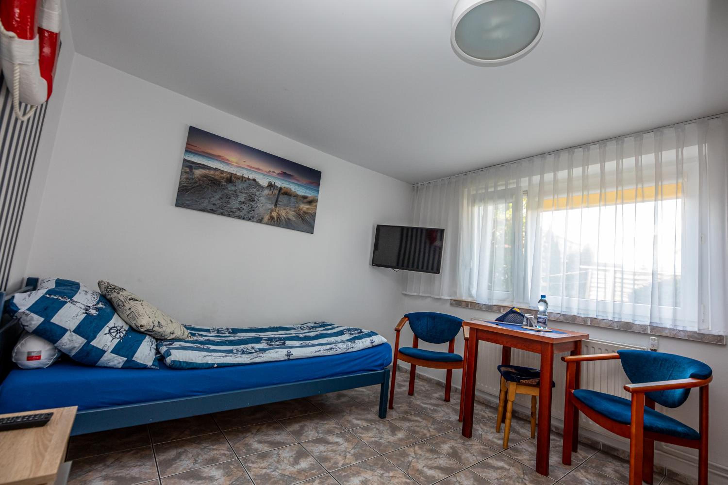 Single Room with Private External Bathroom
