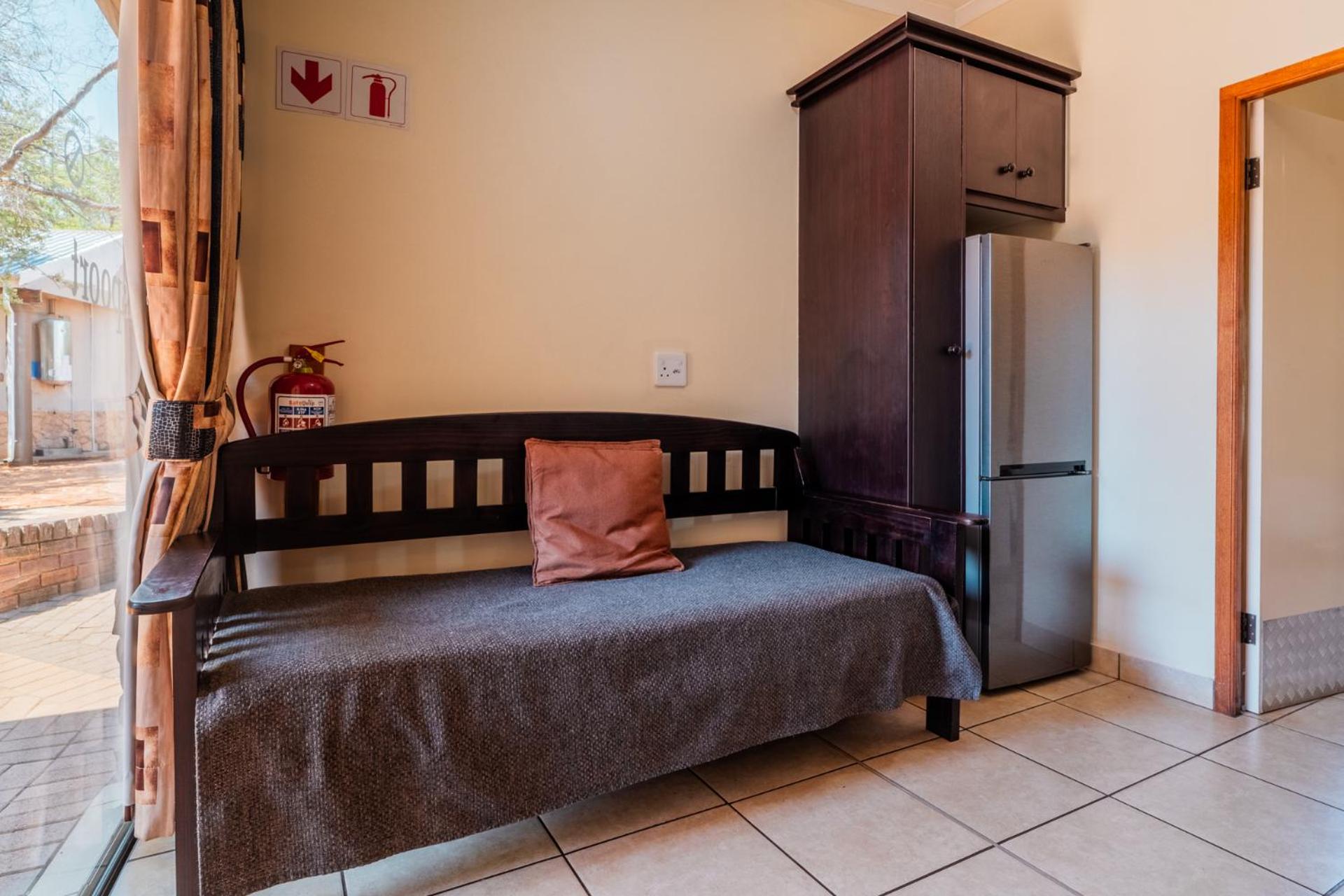 4 Sleeper House 3* (wheelchair) photo 2