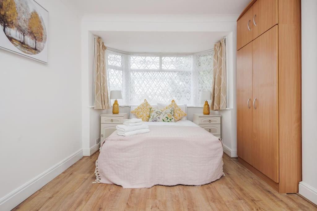 Four-Bedroom House - Photo 15
