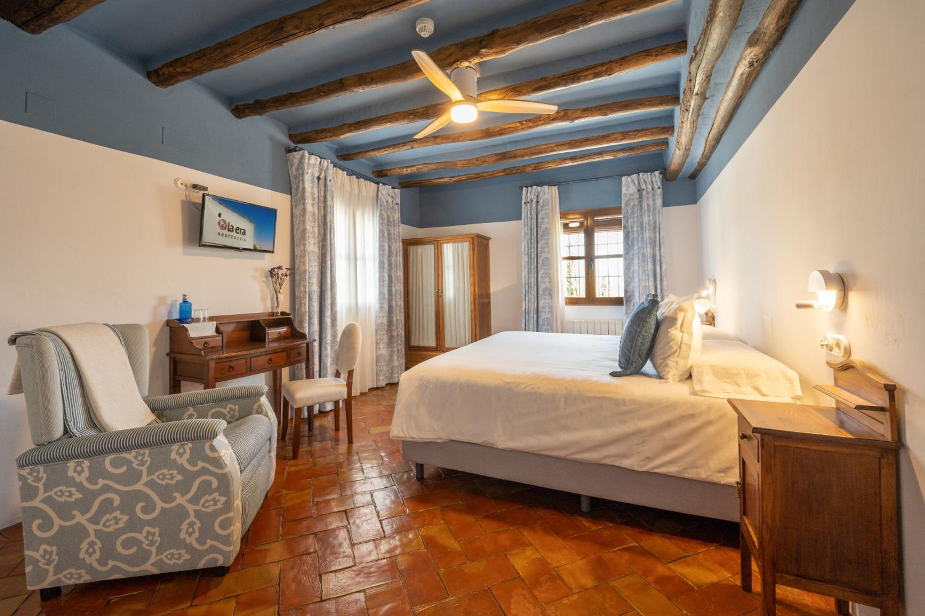 Habitación Doble Estándar o con Dos Camas Individuales.