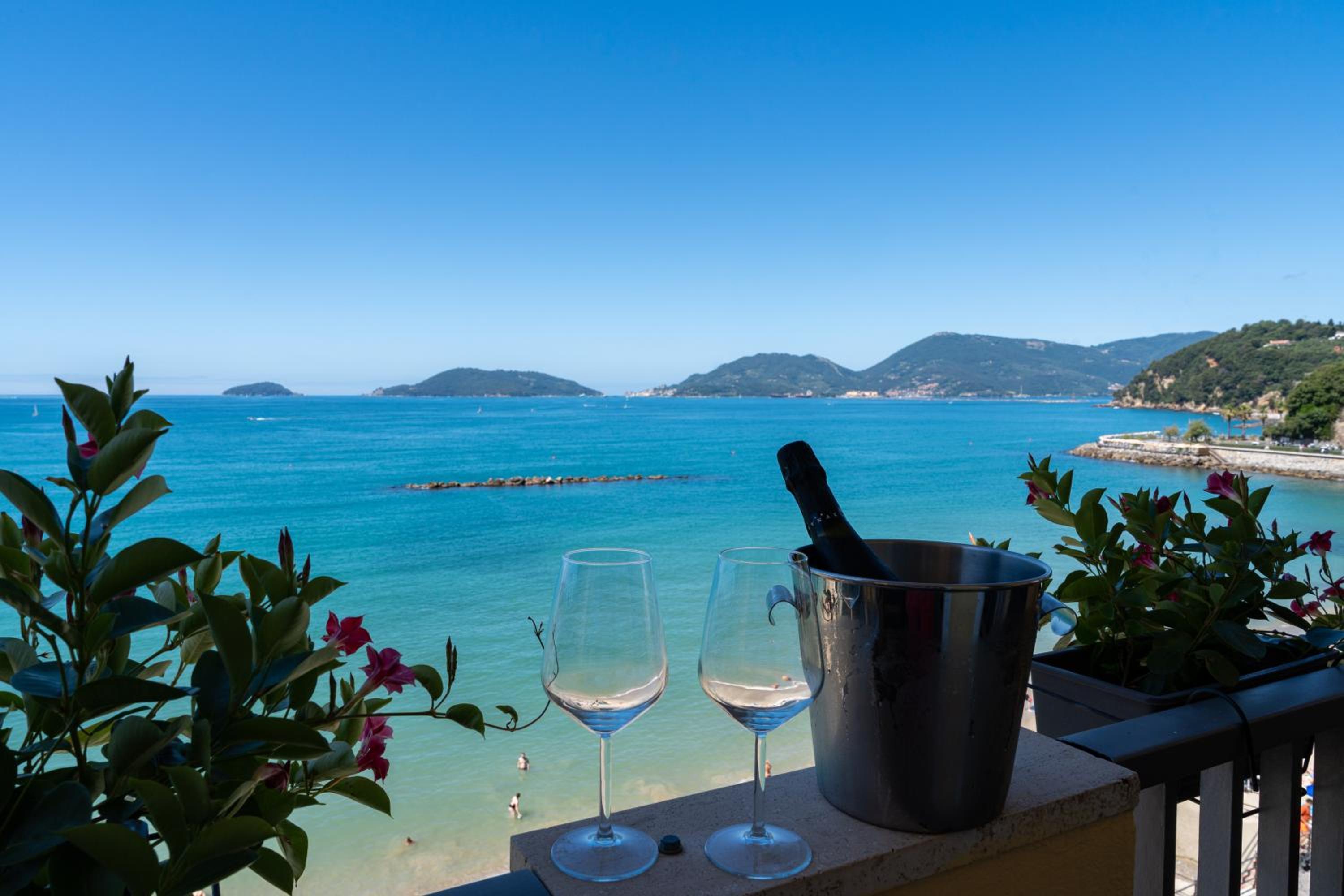 Chambre Double ou Lits Jumeaux Supérieure - Vue sur Mer