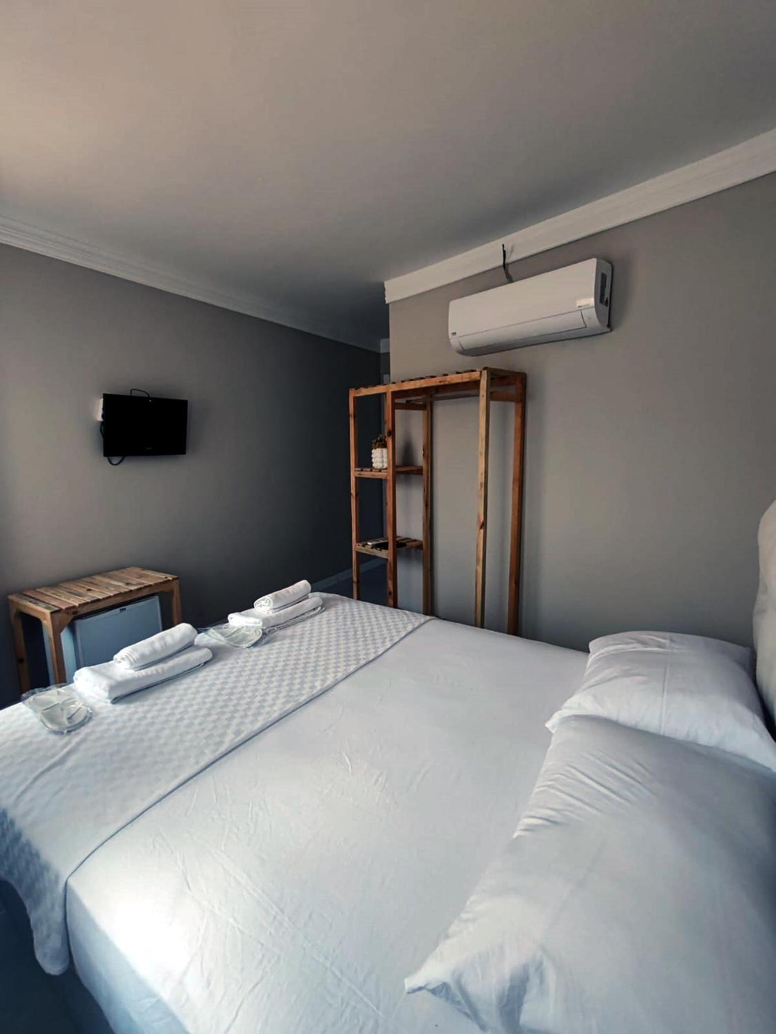 Double Room - Photo 11