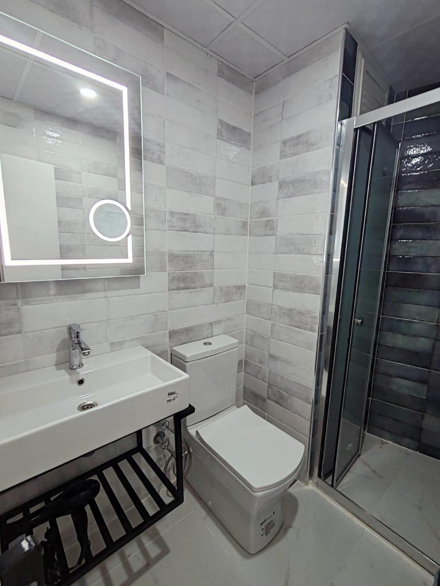 Double Room - Photo 10