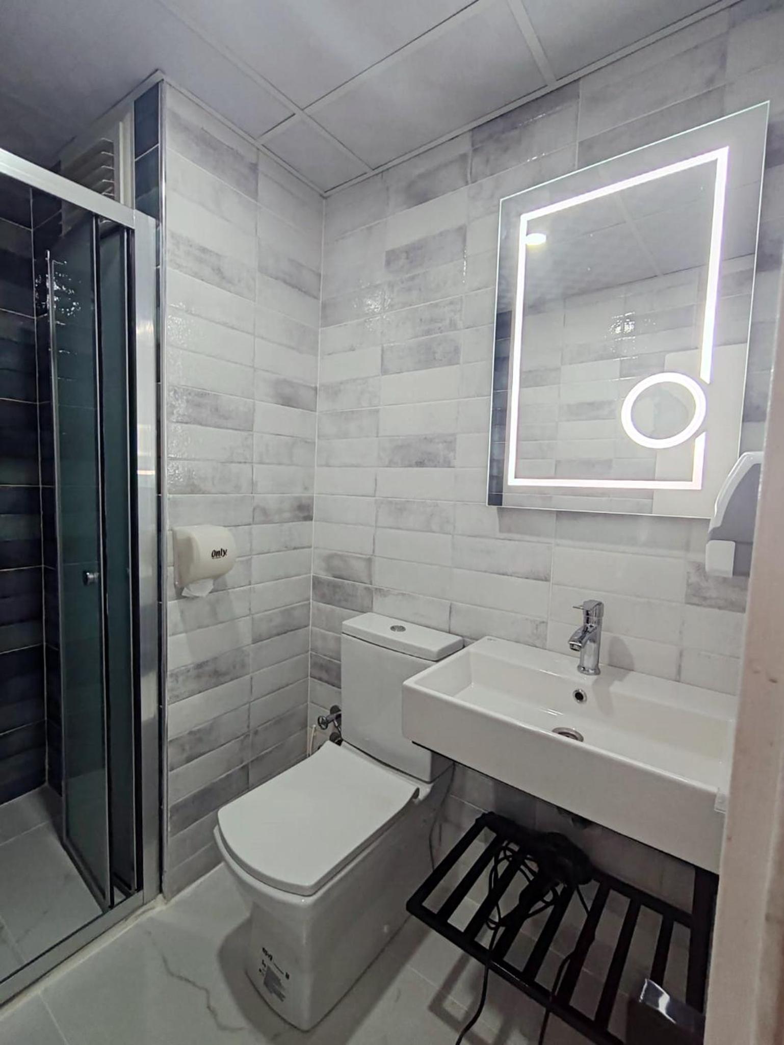 Double Room - Photo 2