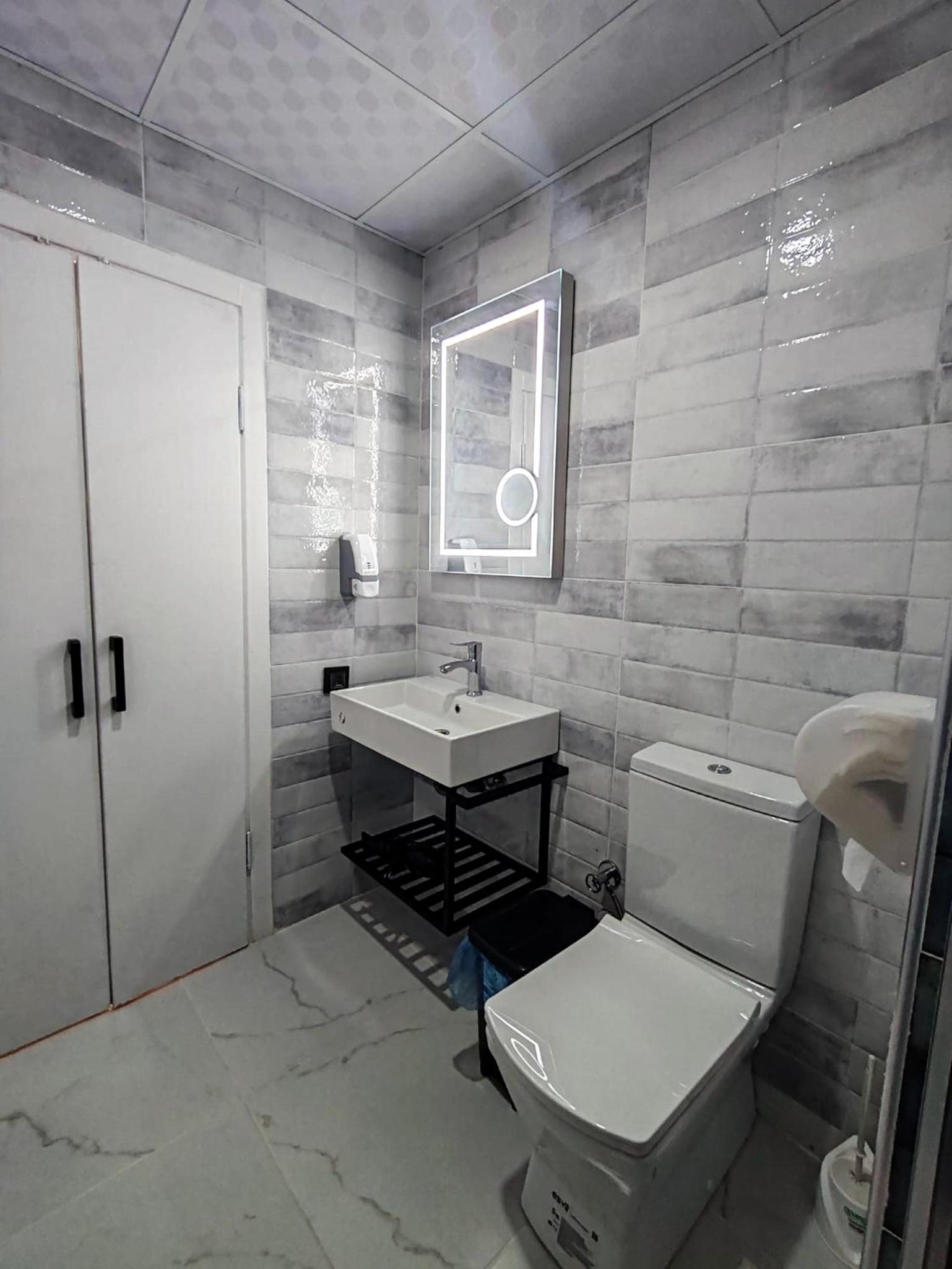 Double Room - Photo 31