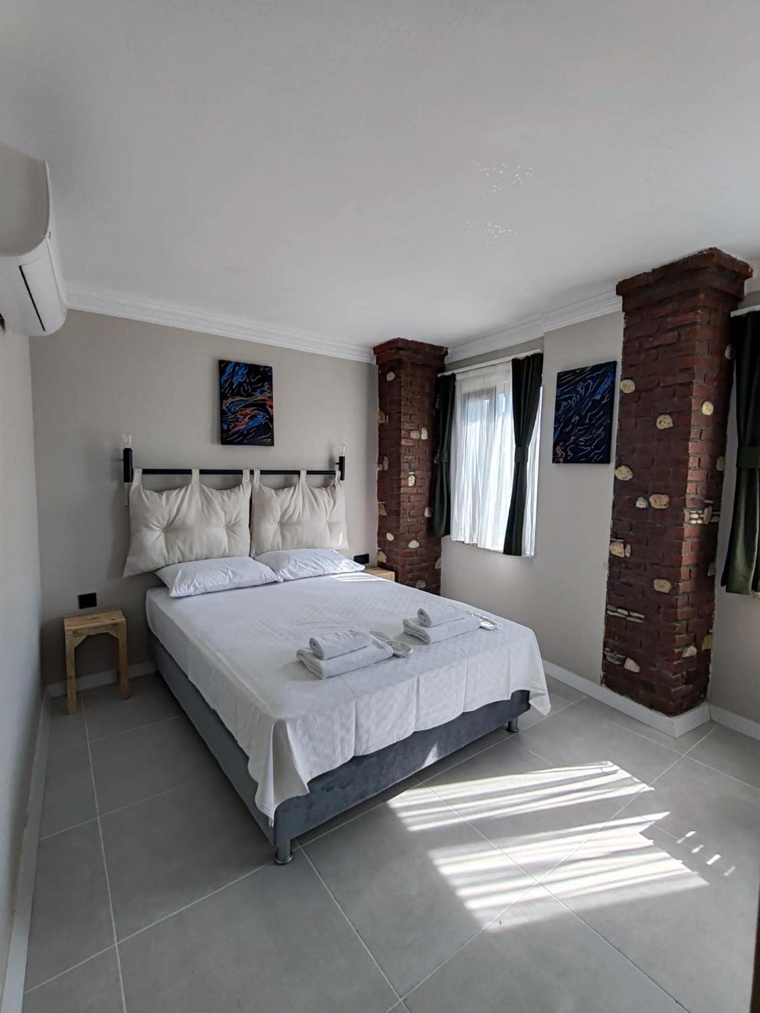 Double Room - Photo 30