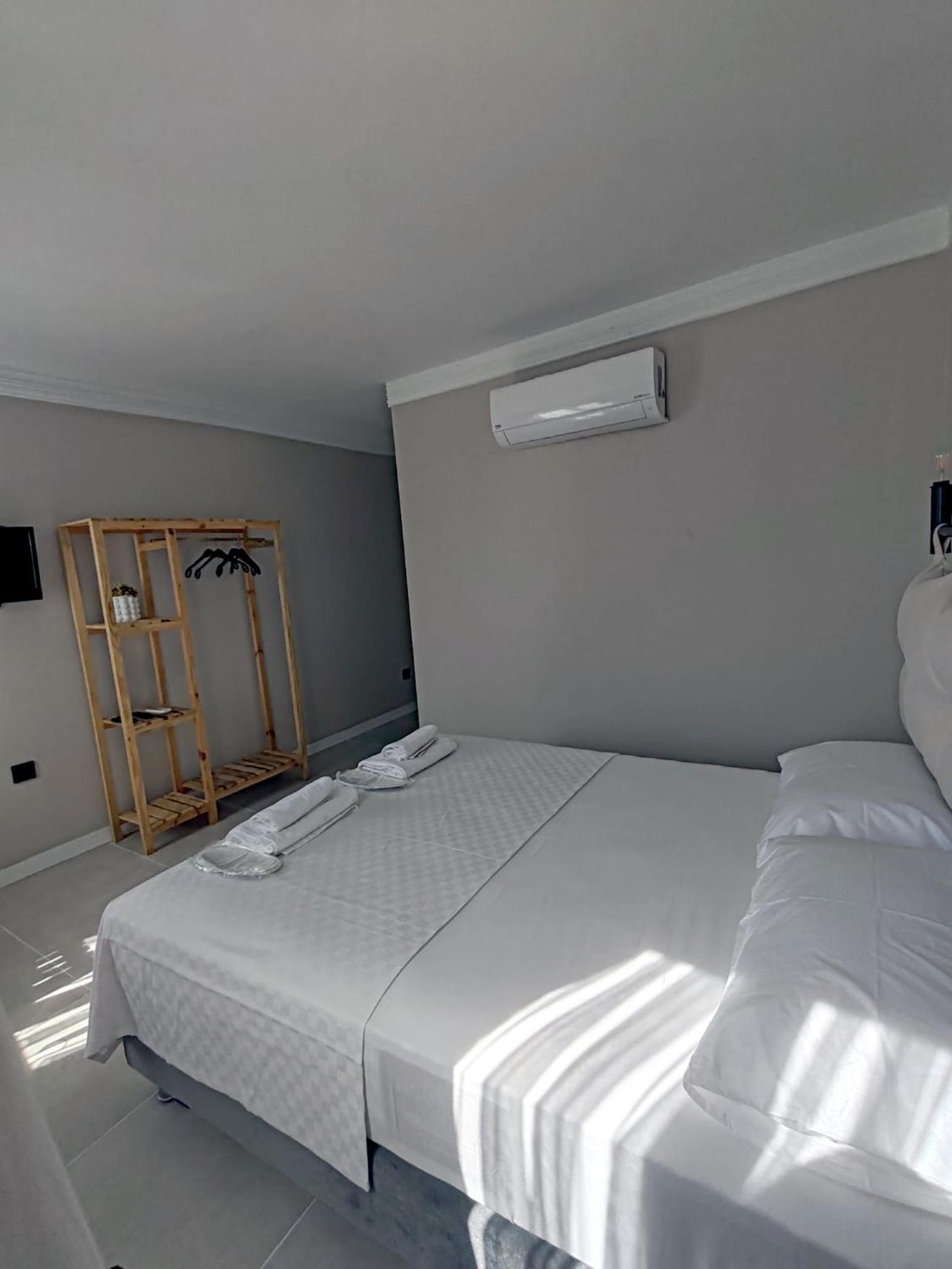 Double Room - Photo 29