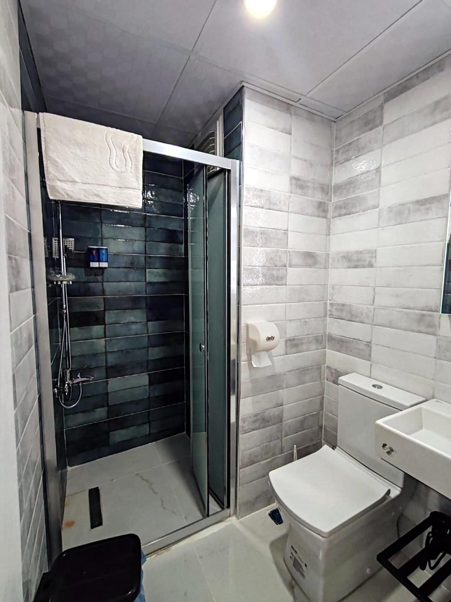 Double Room - Photo 27