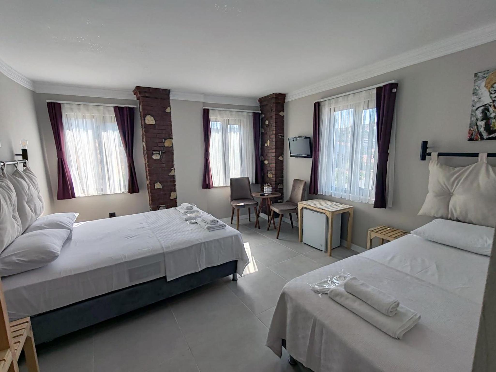 Deluxe Triple Room - Photo 4
