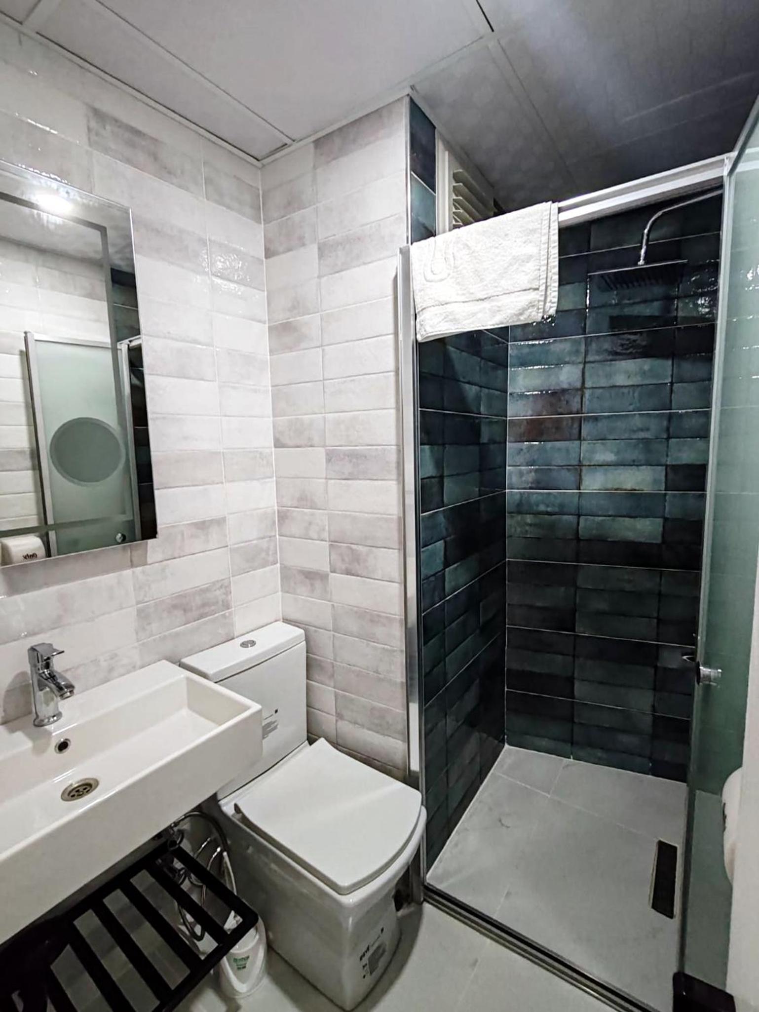 Quadruple Room - Photo 4